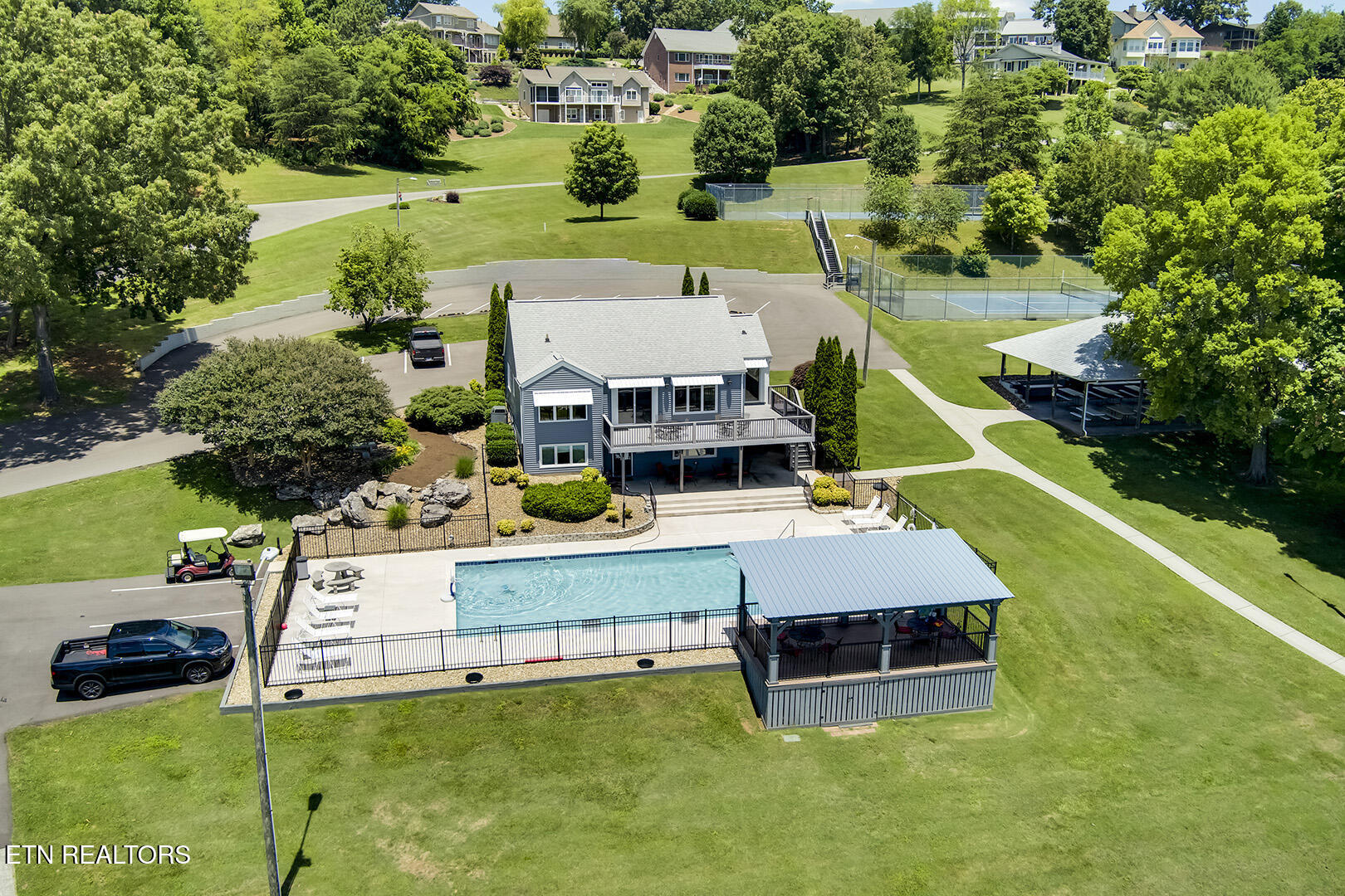 130 Lake Vista Drive Greenback TN 37742