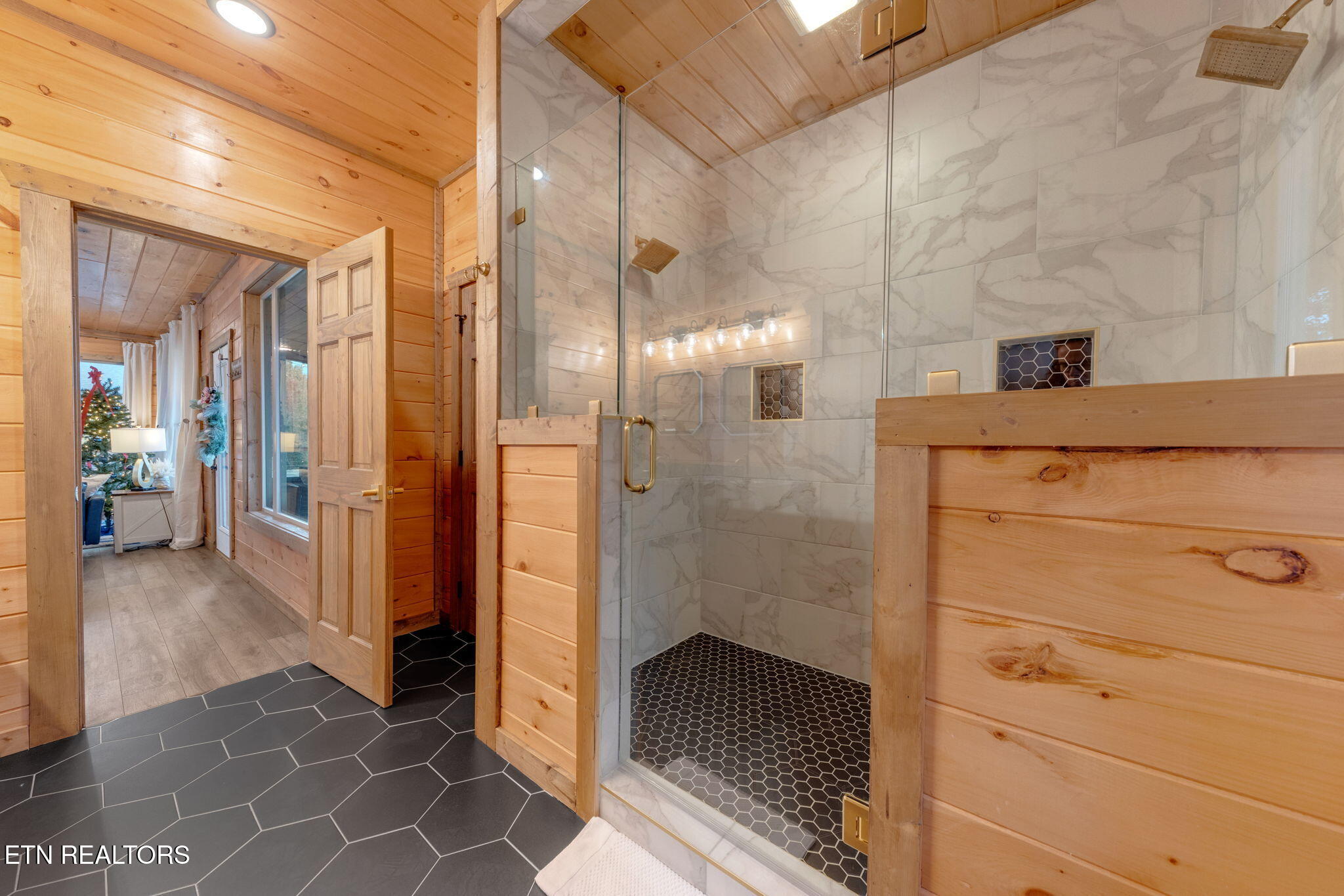 4164 Chamberlain Lane Sevierville TN 37862