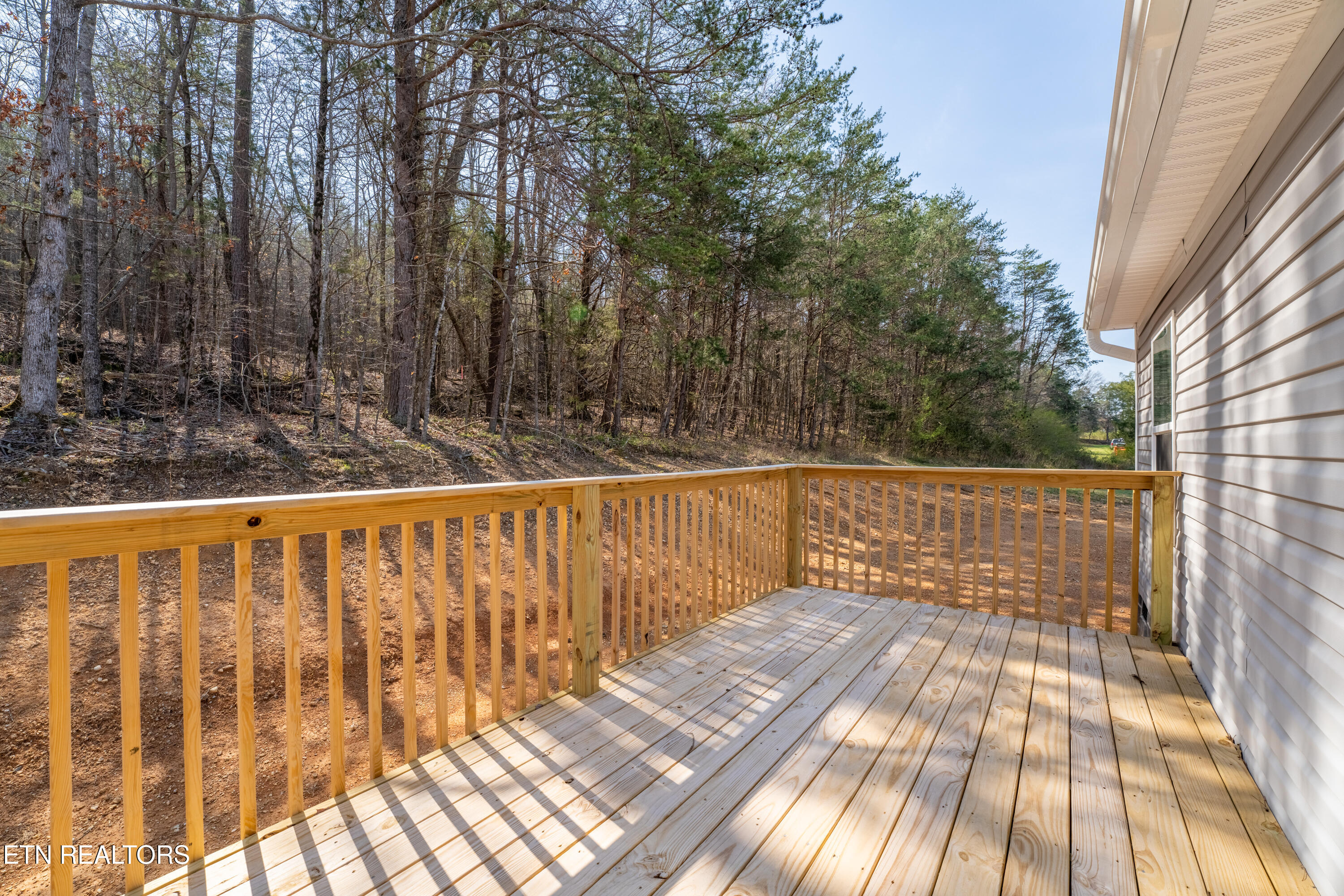1593 Sweetwater Road Philadelphia TN 37846