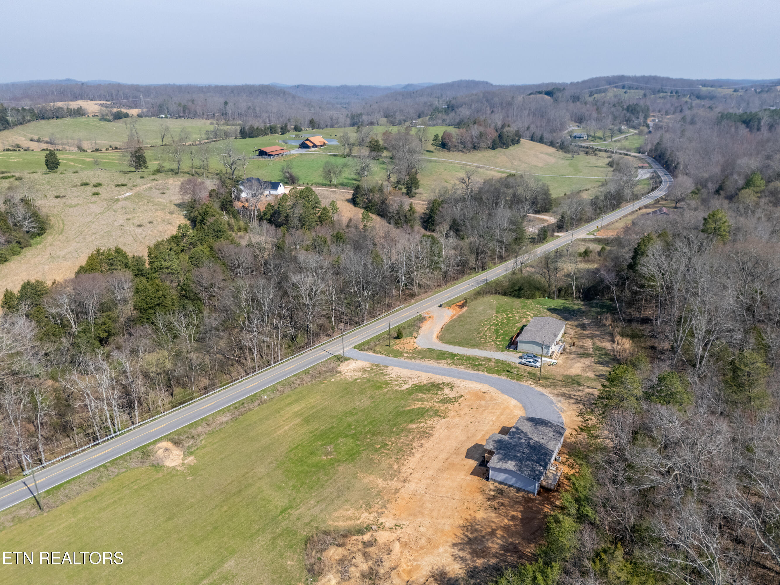1593 Sweetwater Road Philadelphia TN 37846