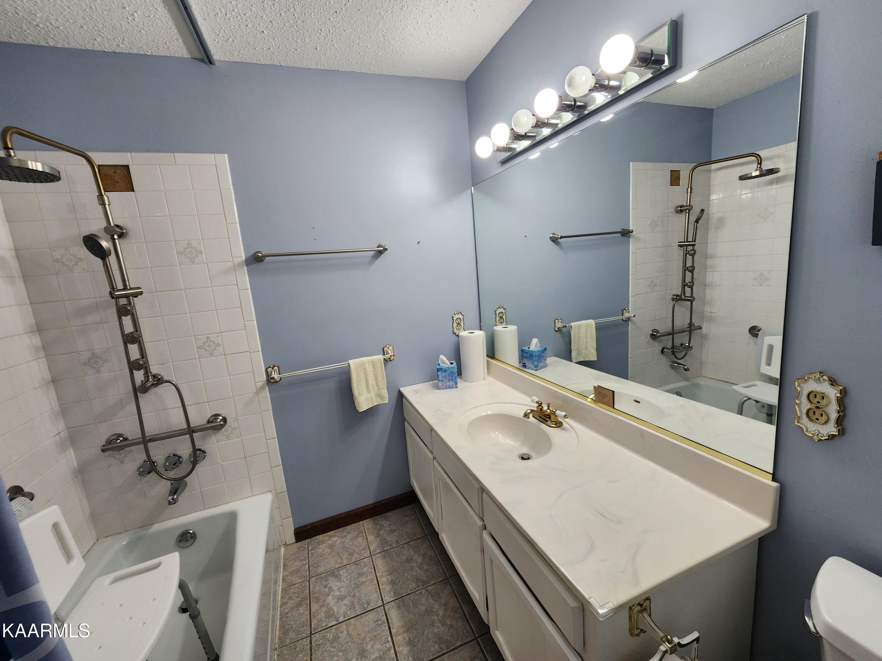 1845 Brandywine Drive Lenoir City TN 37772