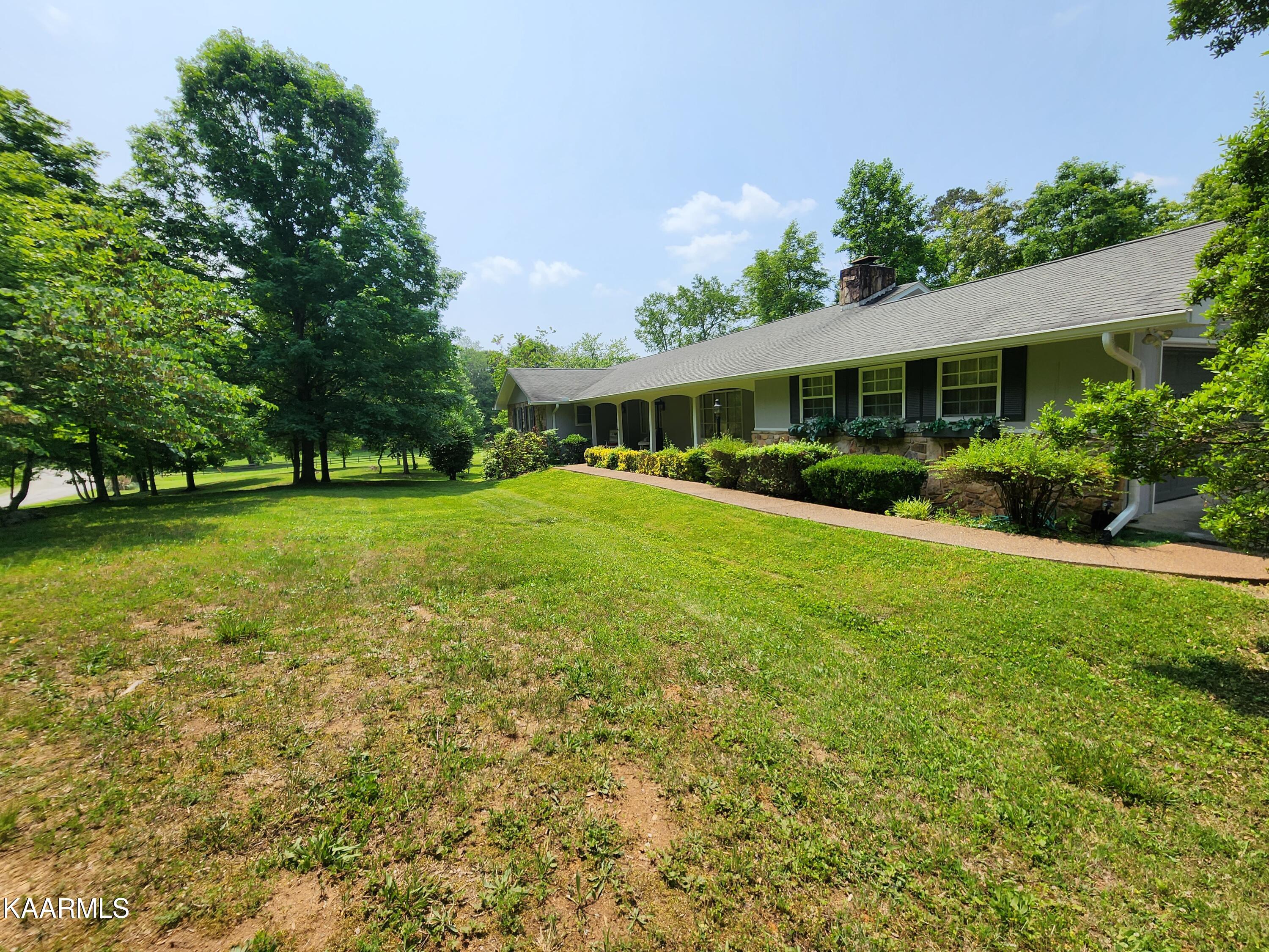 1845 Brandywine Drive Lenoir City TN 37772