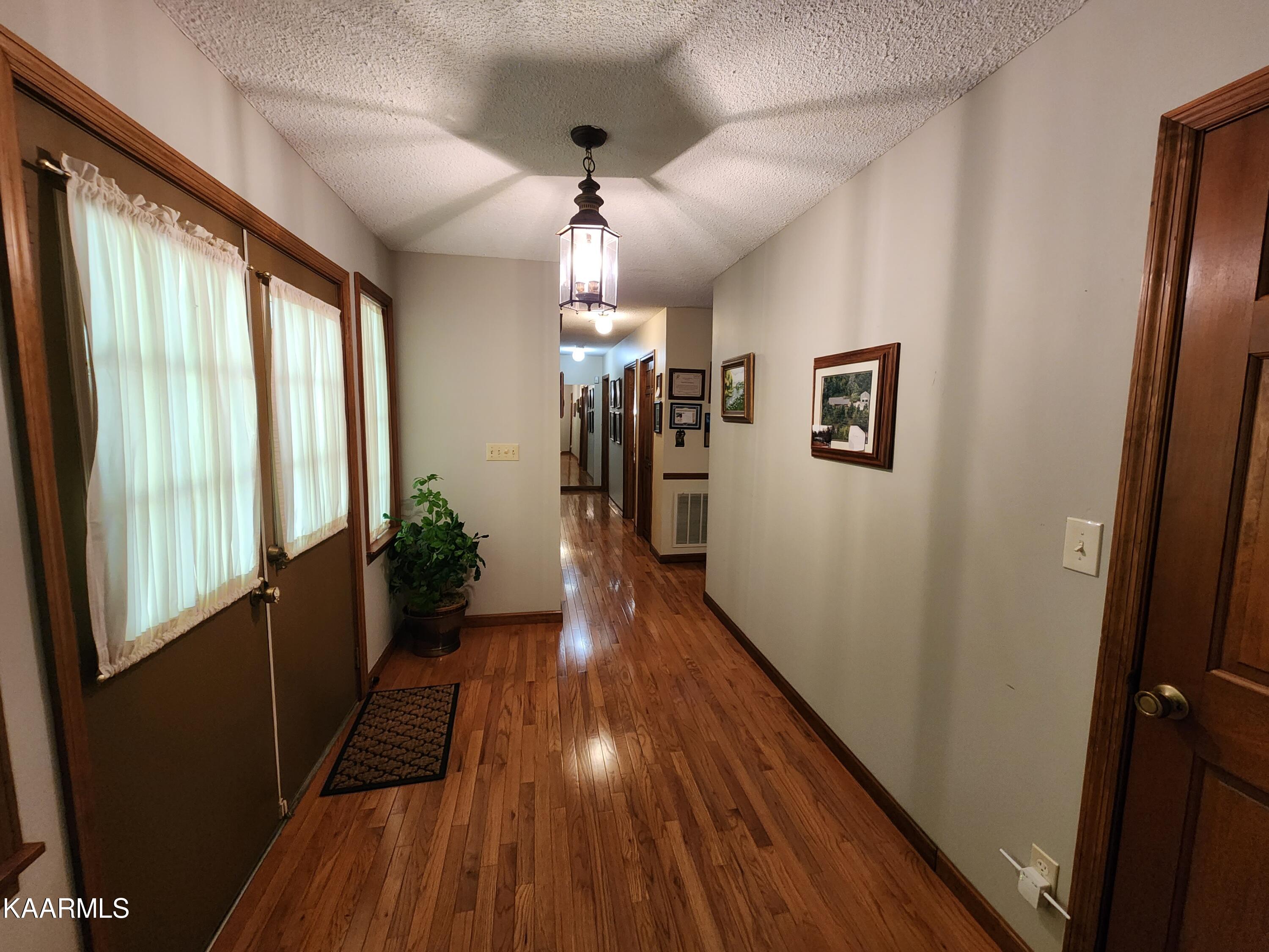 1845 Brandywine Drive Lenoir City TN 37772