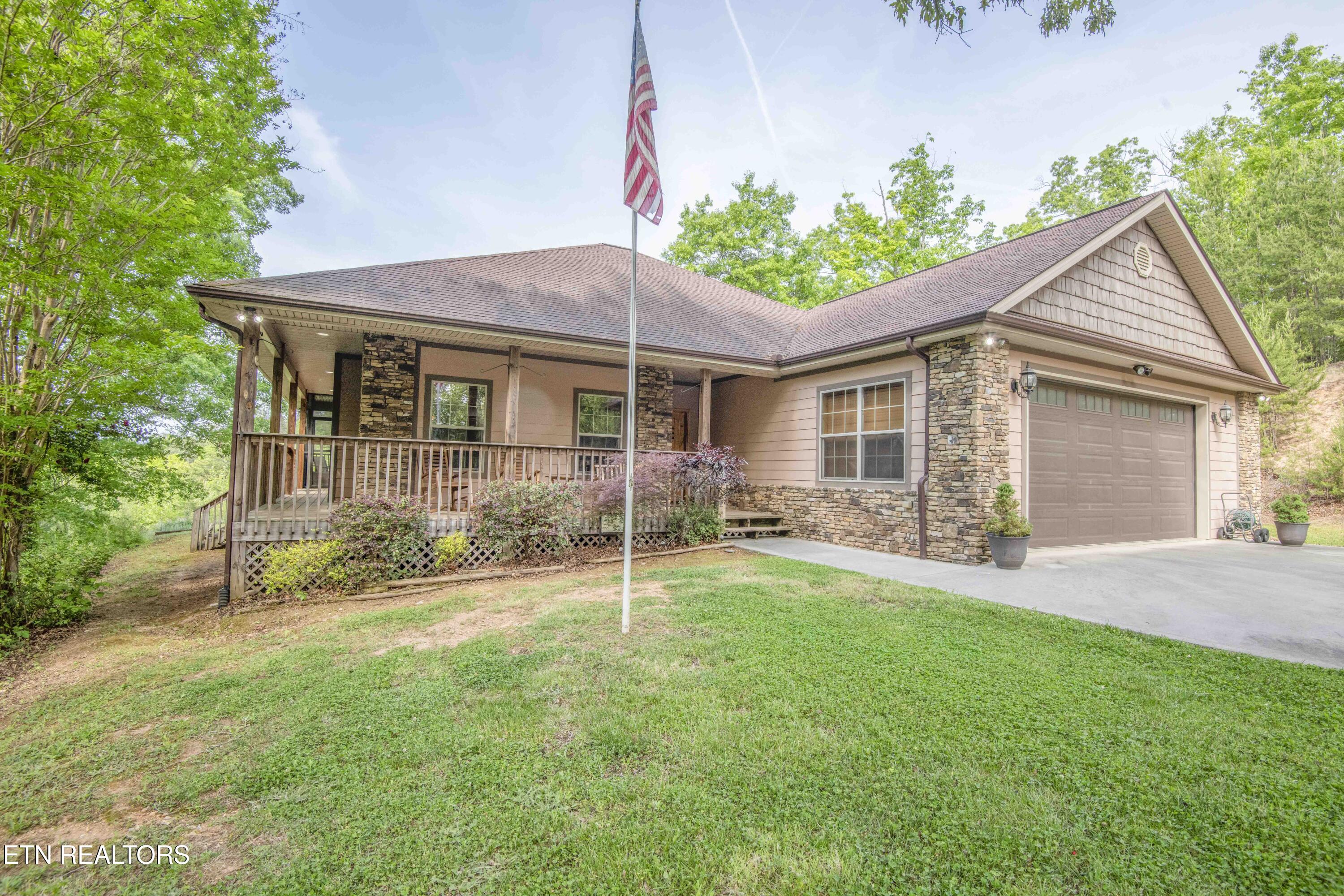 1033 Shell Mountain Road Sevierville TN 37876