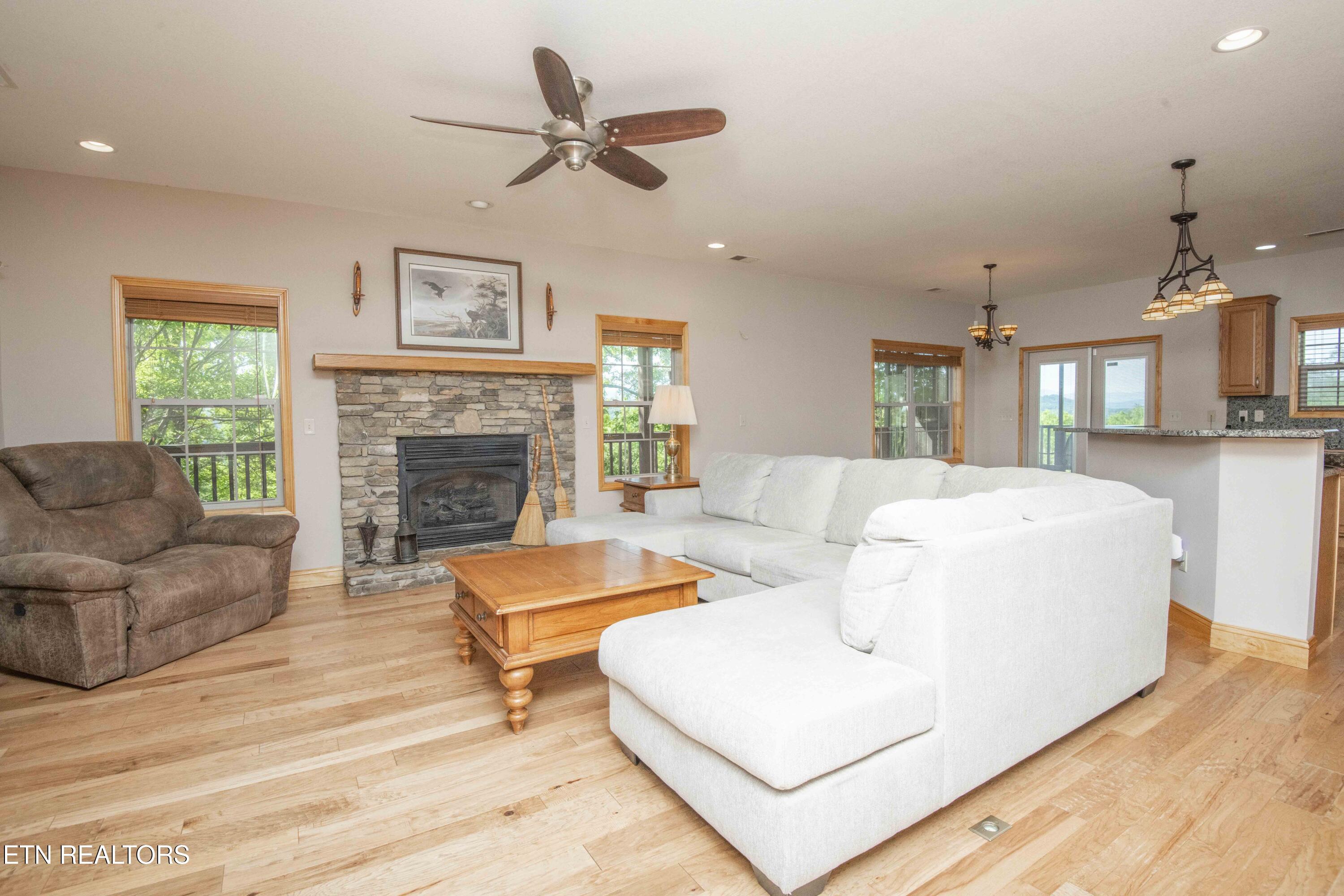 1033 Shell Mountain Road Sevierville TN 37876