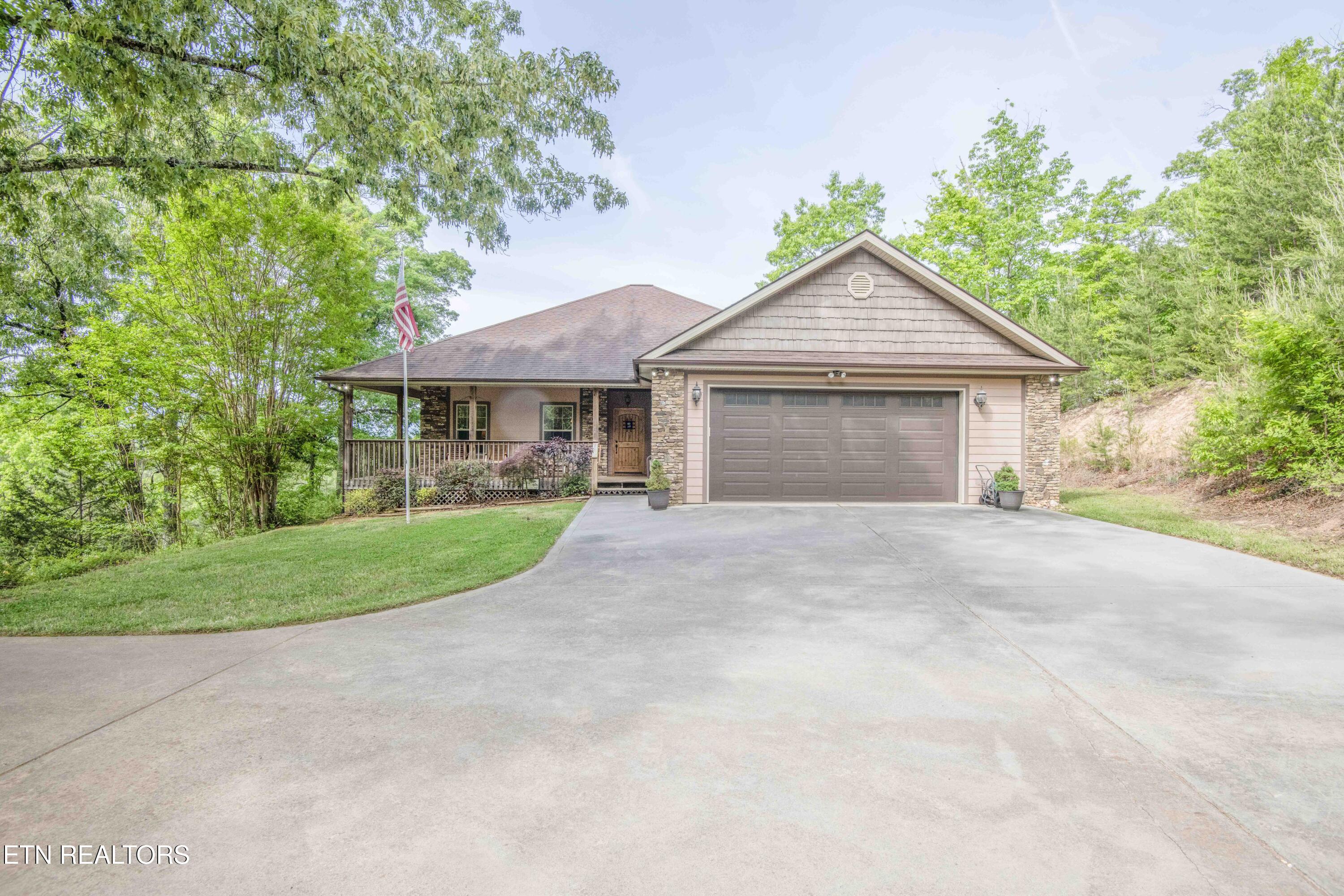 1033 Shell Mountain Road Sevierville TN 37876