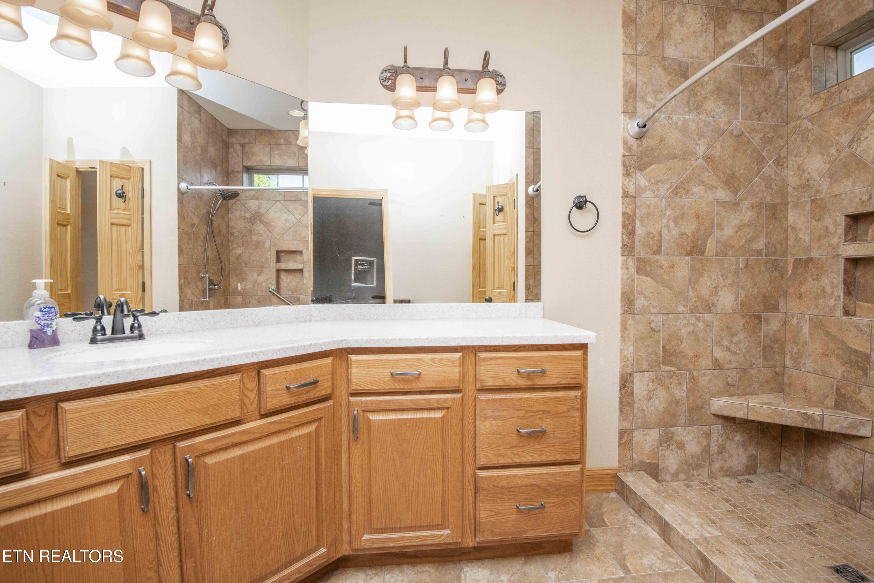 1033 Shell Mountain Road Sevierville TN 37876