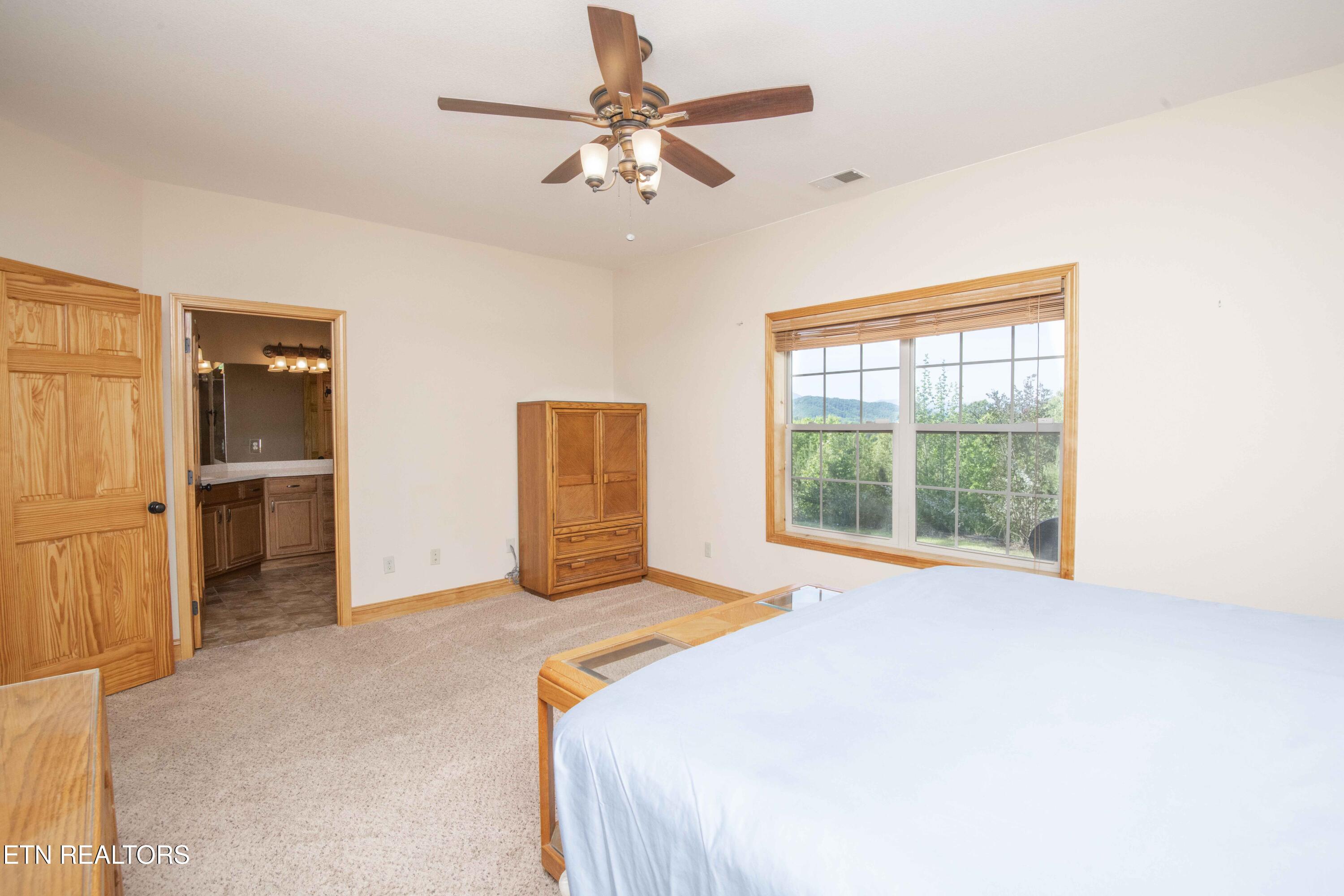 1033 Shell Mountain Road Sevierville TN 37876