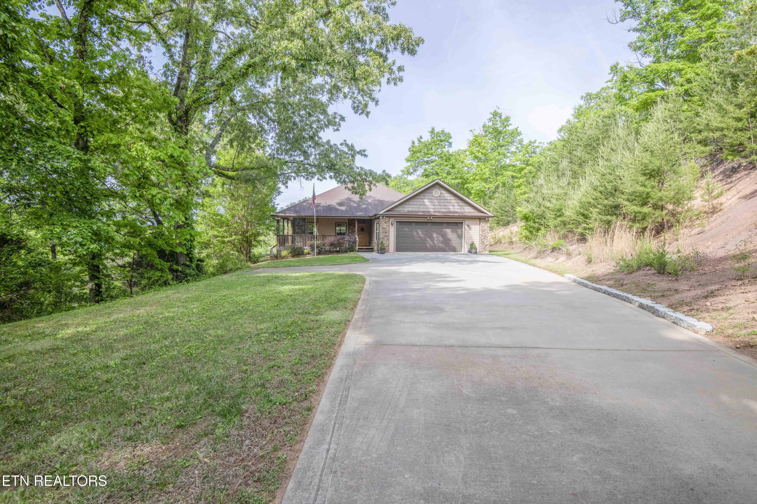 1033 Shell Mountain Road Sevierville TN 37876