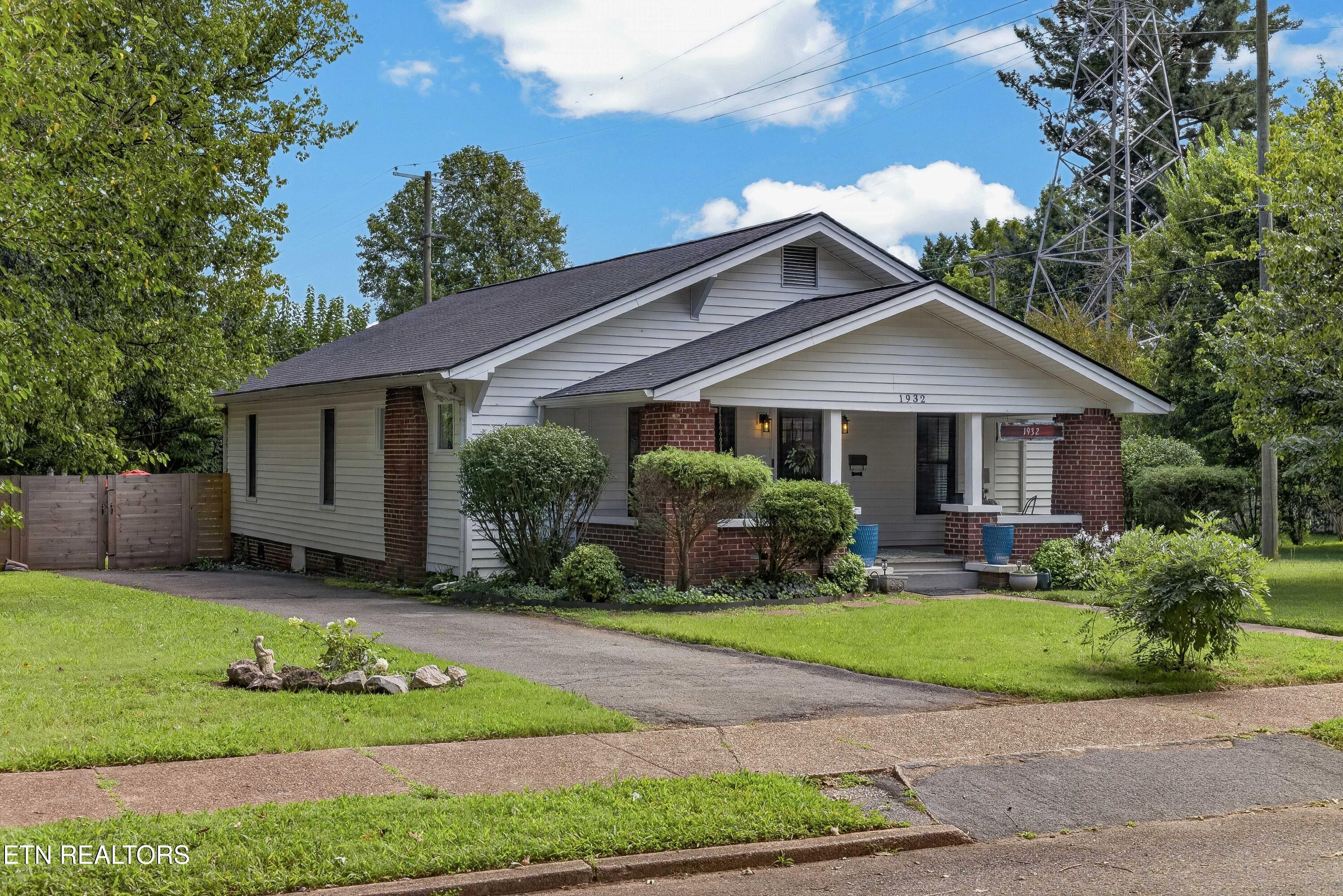 1932 Emoriland Boulevard Knoxville TN 37917