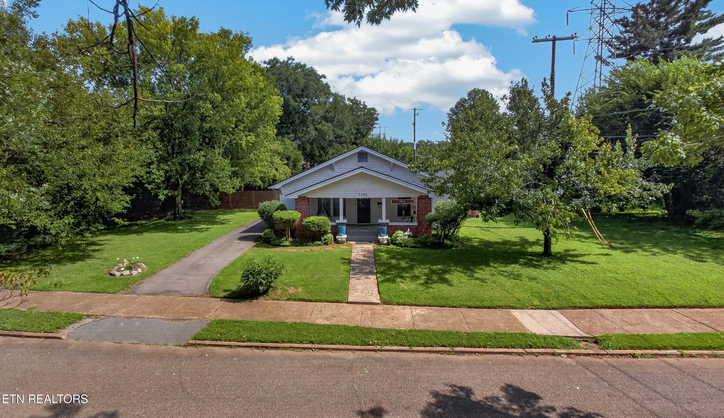 1932 Emoriland Boulevard Knoxville TN 37917