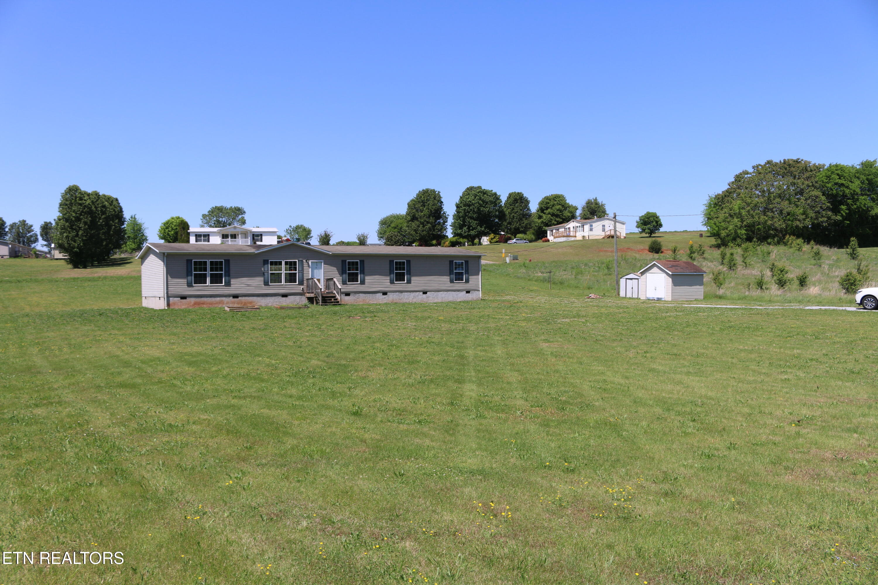 103 Meadow Brook Road Sweetwater TN 37874