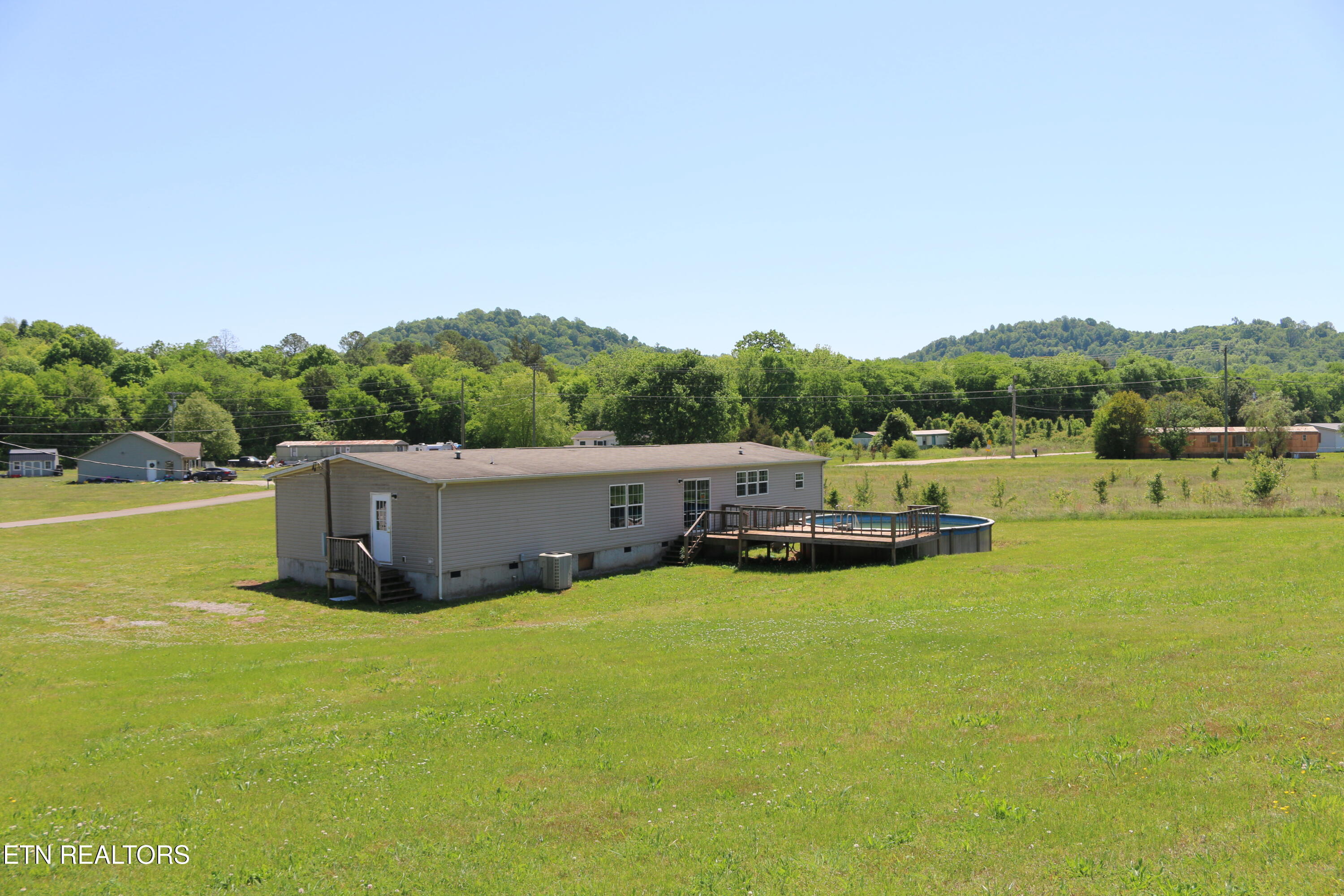 103 Meadow Brook Road Sweetwater TN 37874