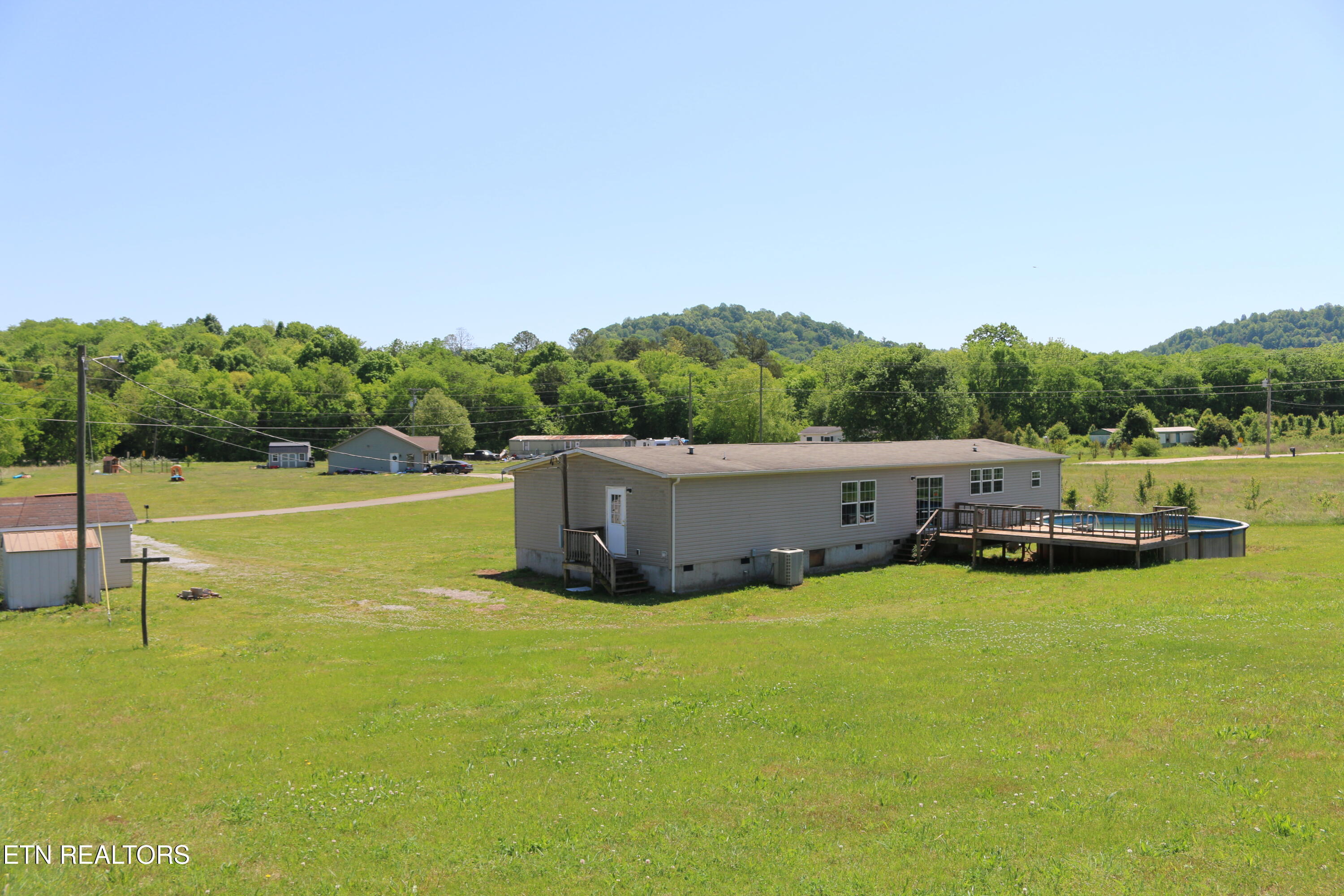 103 Meadow Brook Road Sweetwater TN 37874