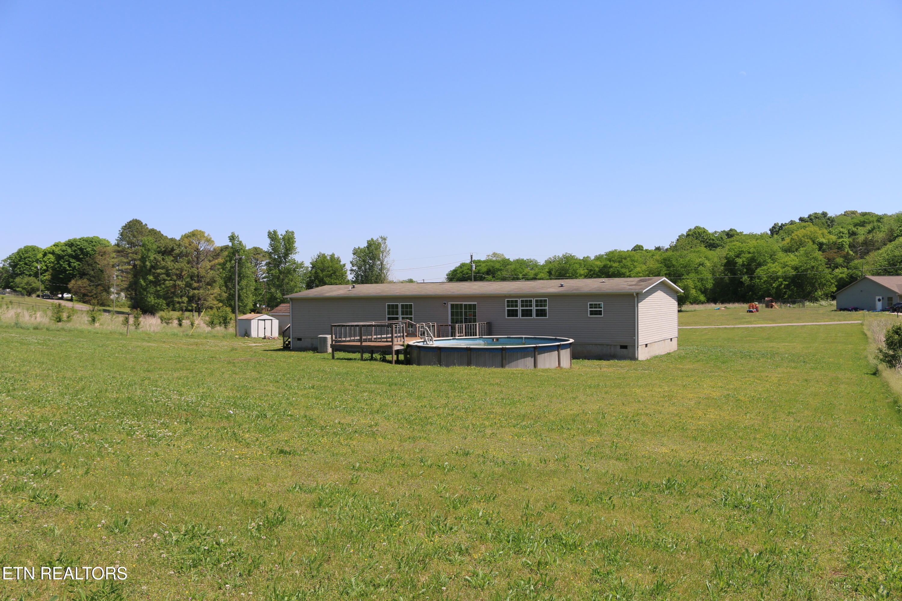 103 Meadow Brook Road Sweetwater TN 37874