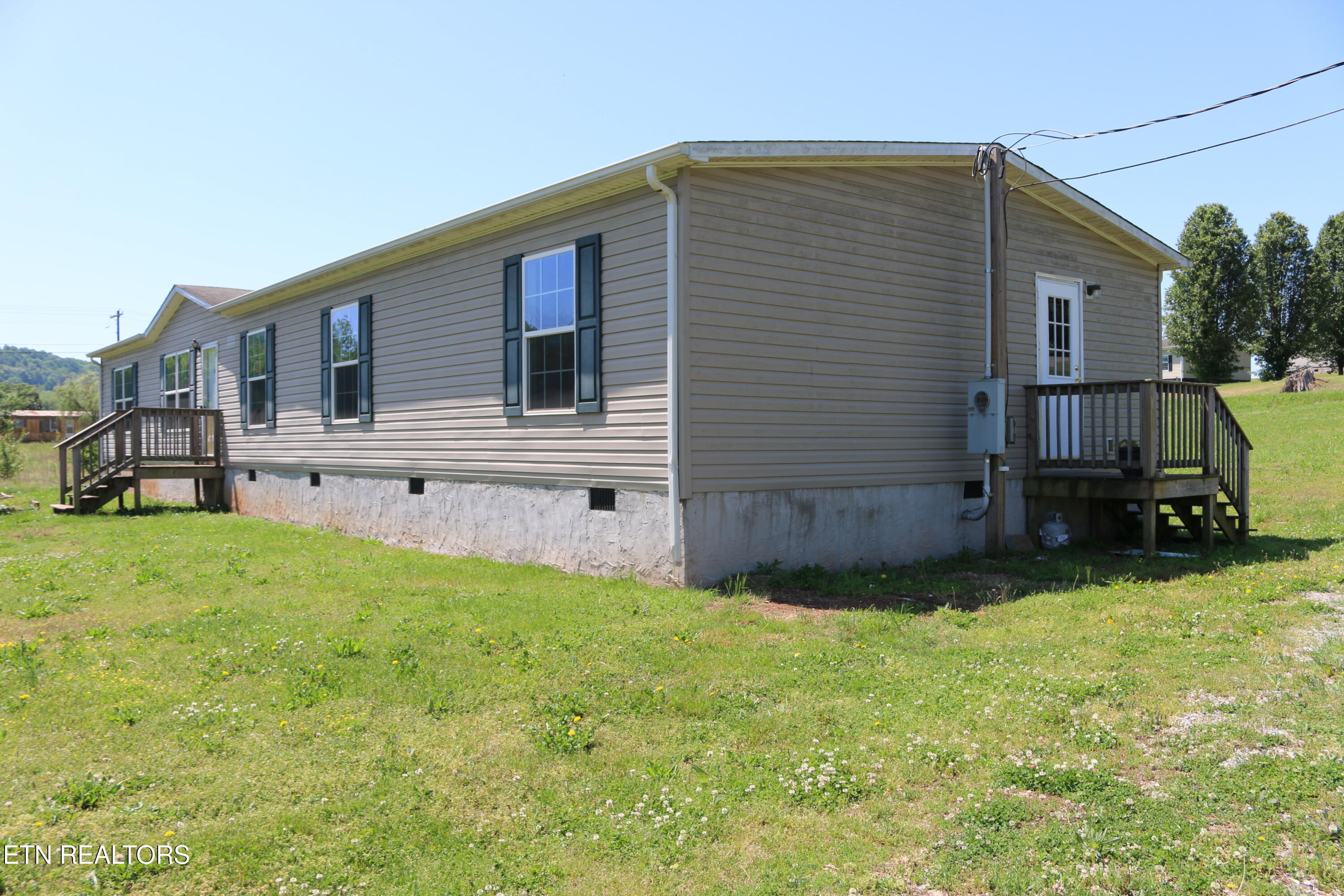 103 Meadow Brook Road Sweetwater TN 37874