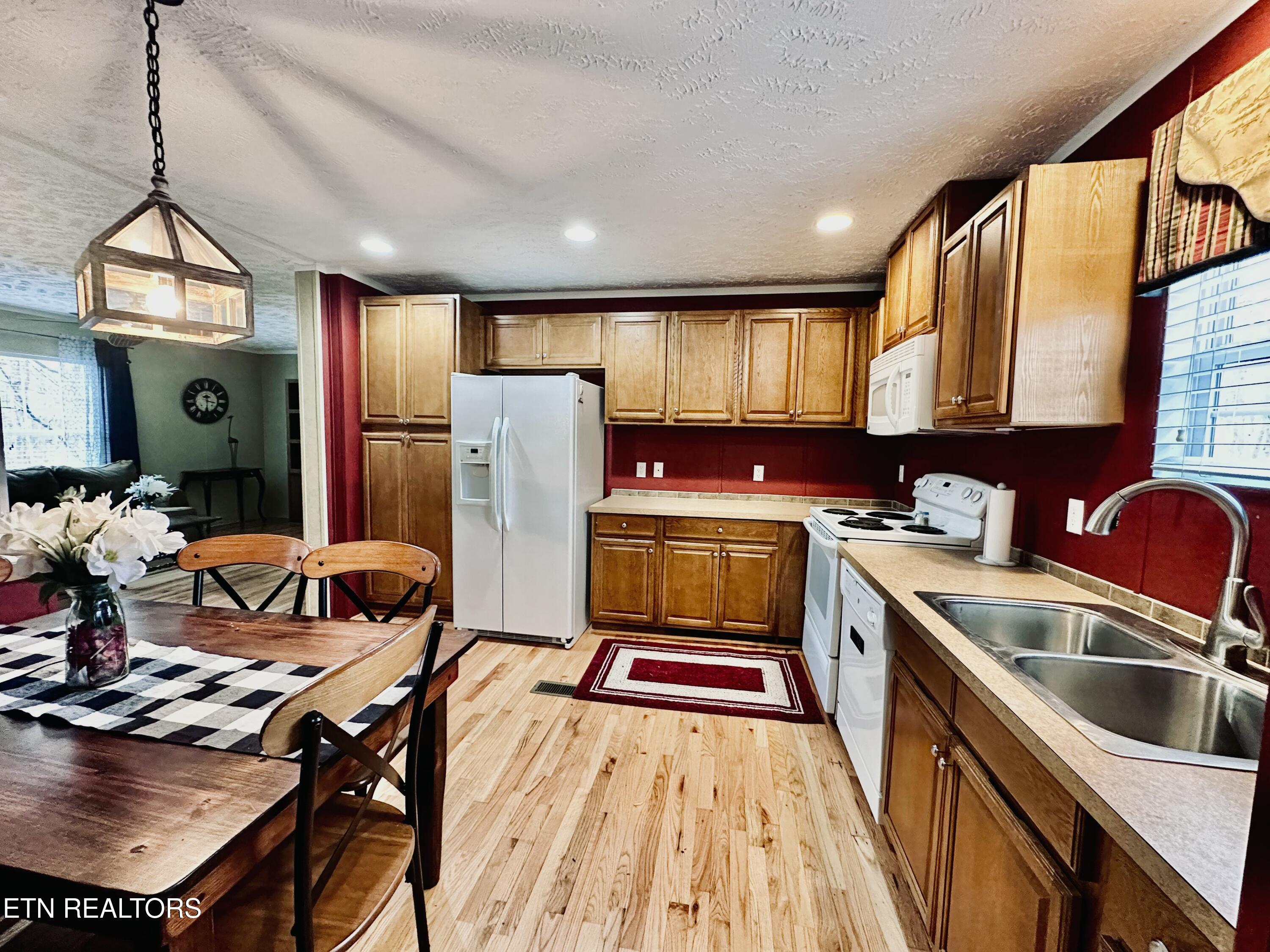 206 Randall Fugate Road Spring City TN 37381