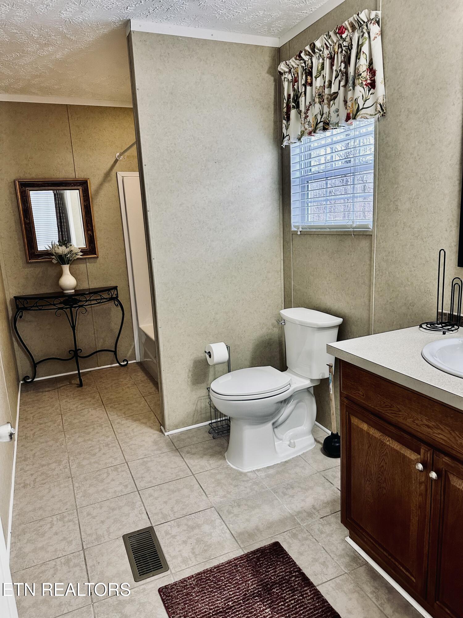 206 Randall Fugate Road Spring City TN 37381
