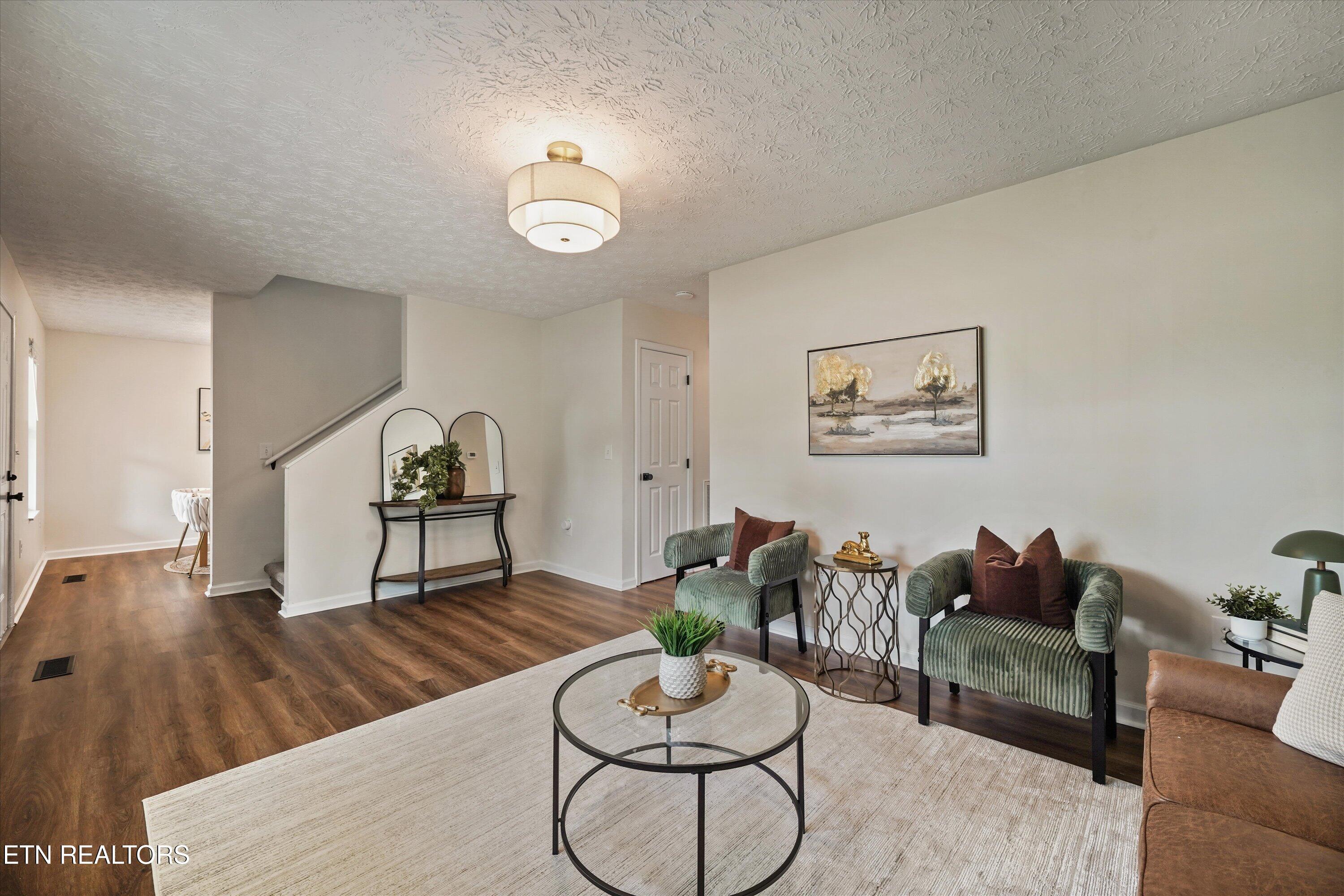 916 Knoxville College Drive Knoxville TN 37921