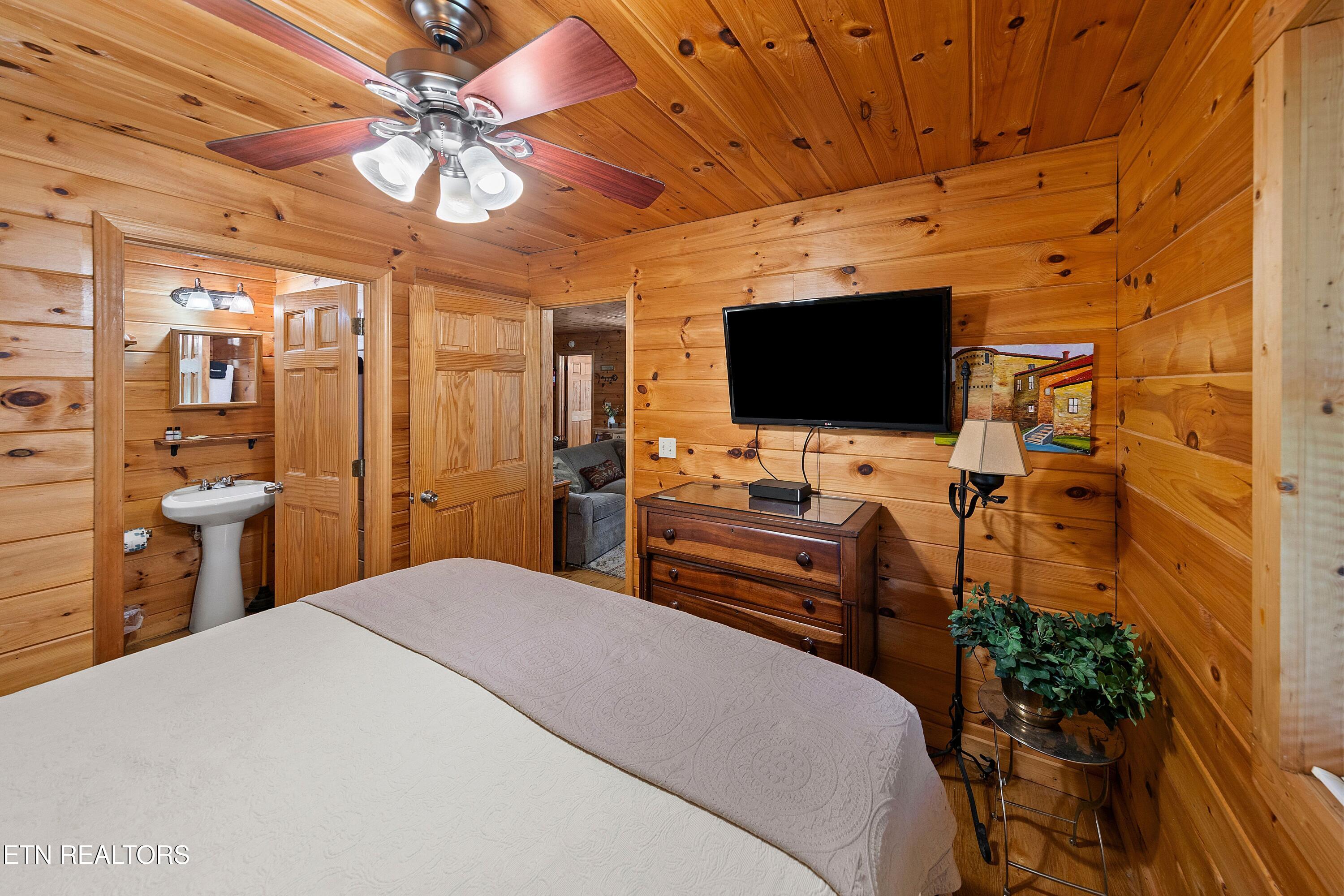 339 Stables Drive Townsend TN 37882