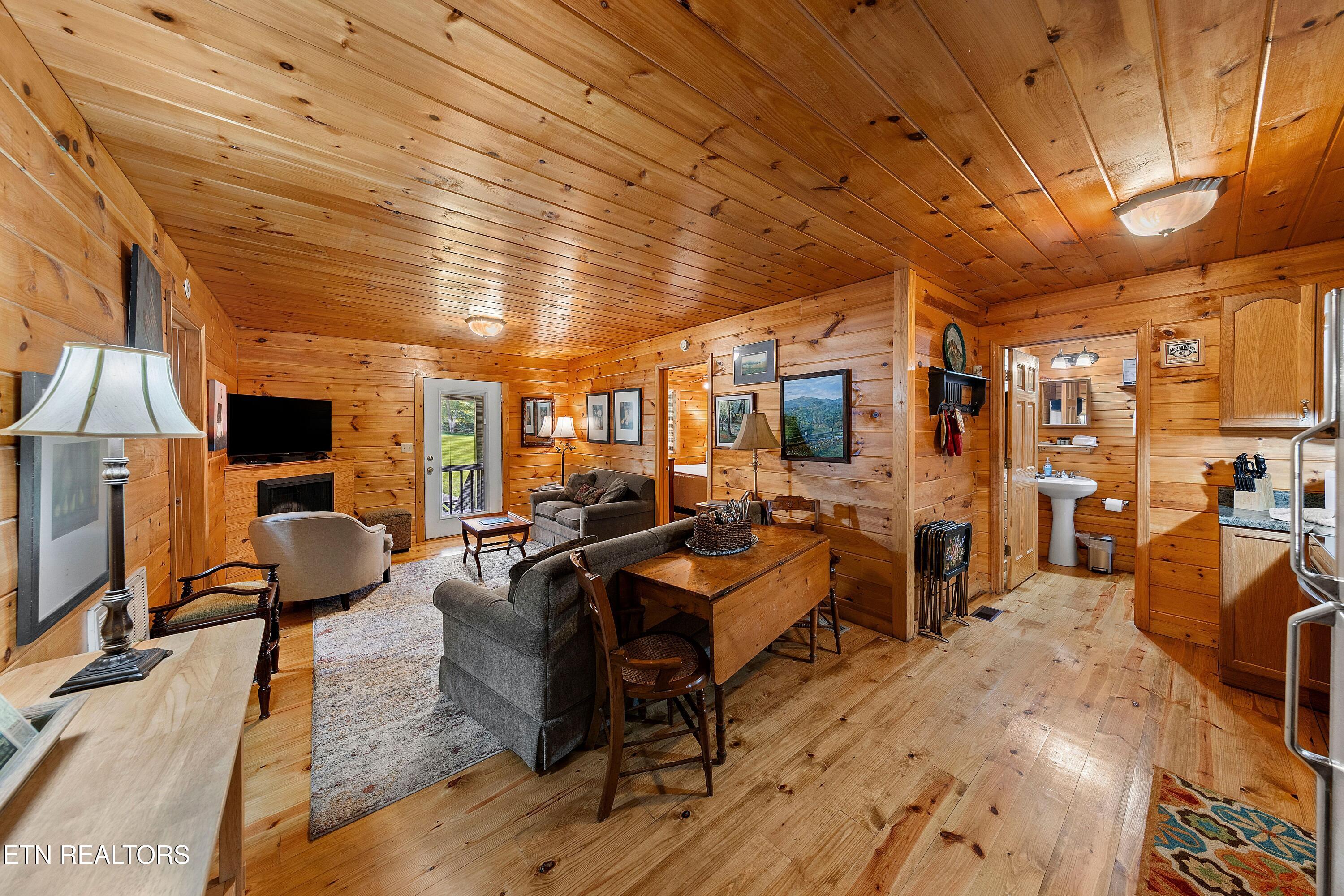 339 Stables Drive Townsend TN 37882