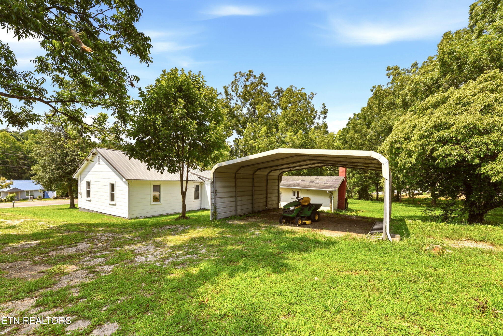 3300 Lake City Highway Rocky Top TN 37769