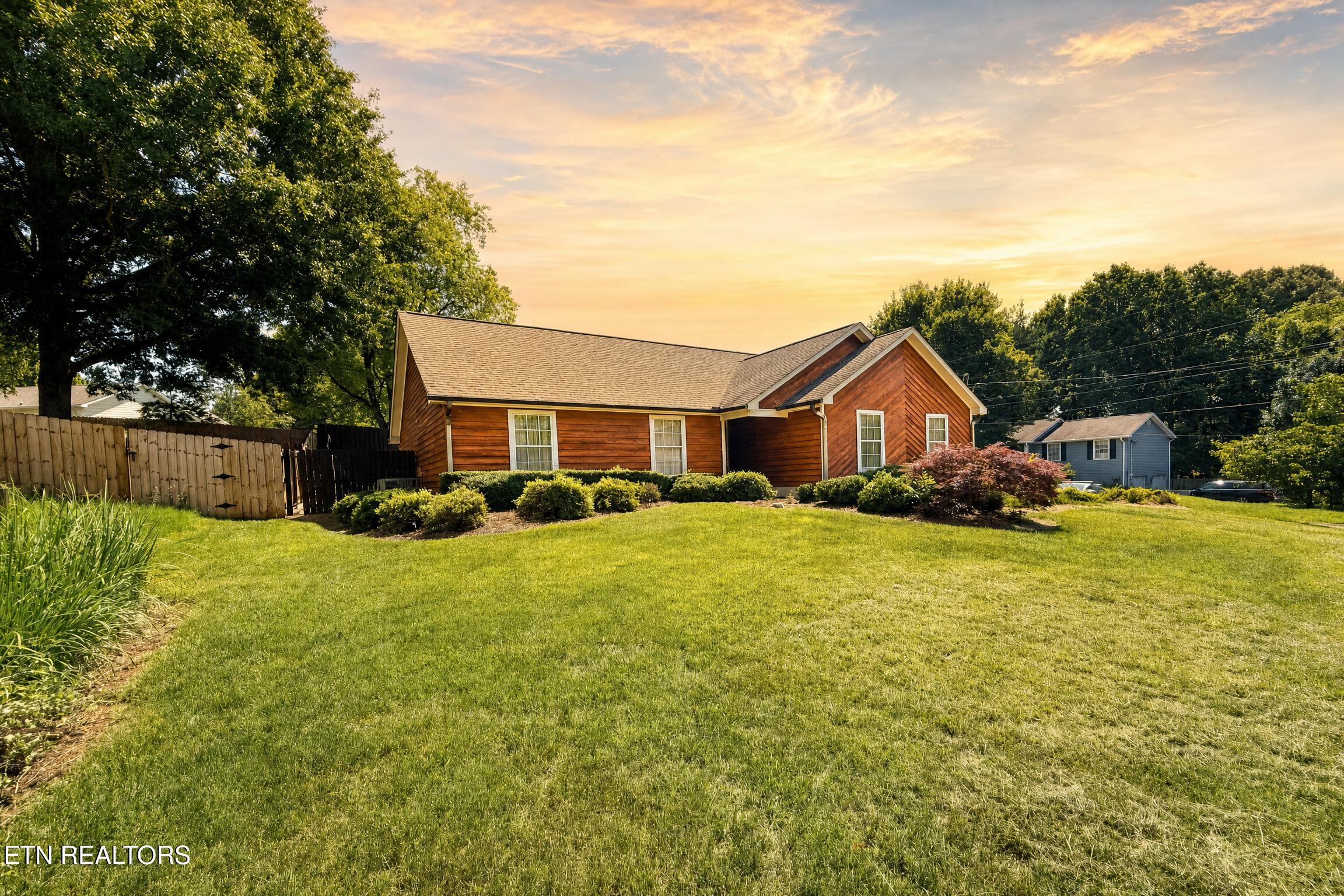 863 Smoke Creek Road Knoxville TN 37934