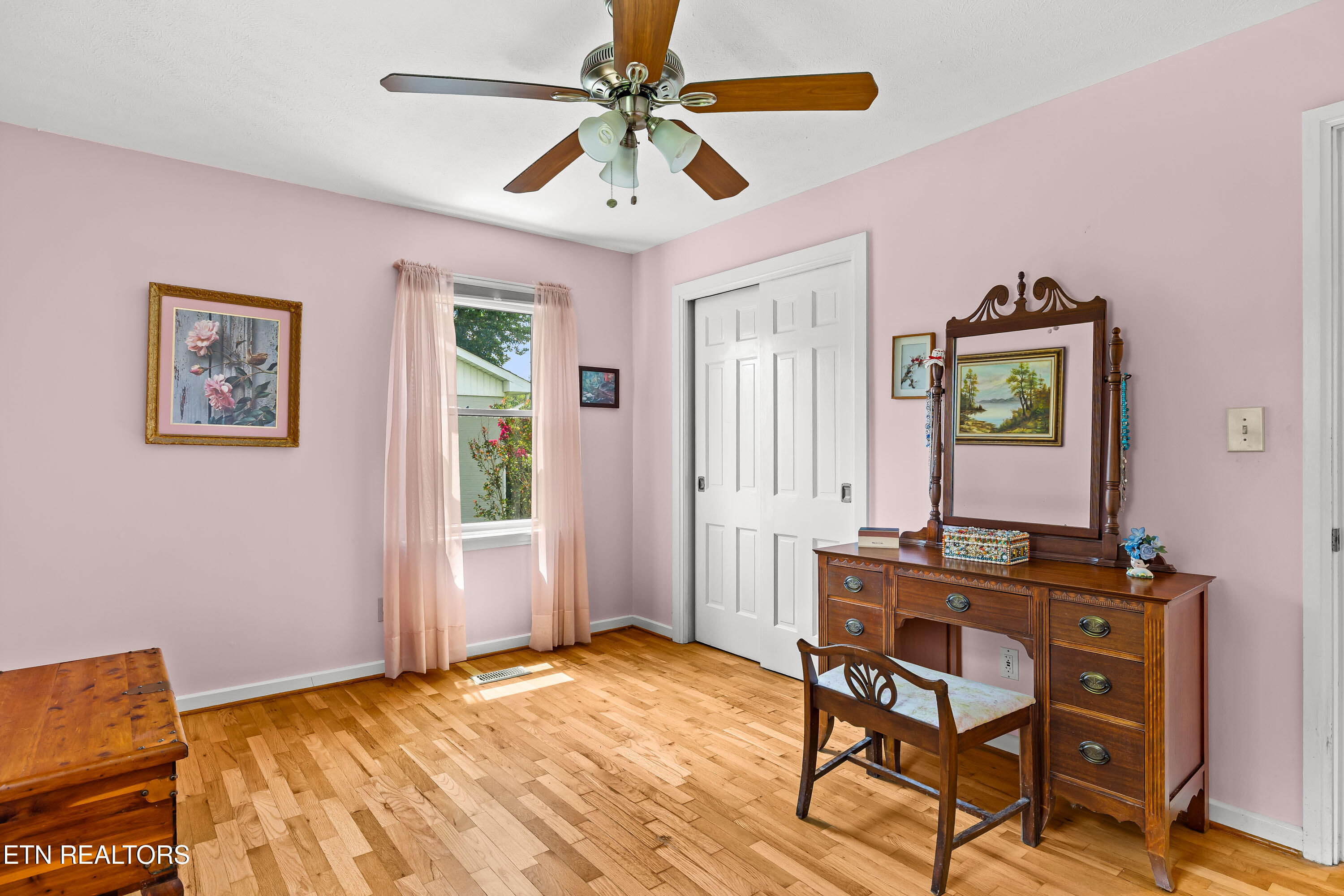 1218 Redwood Avenue Maryville TN 37803