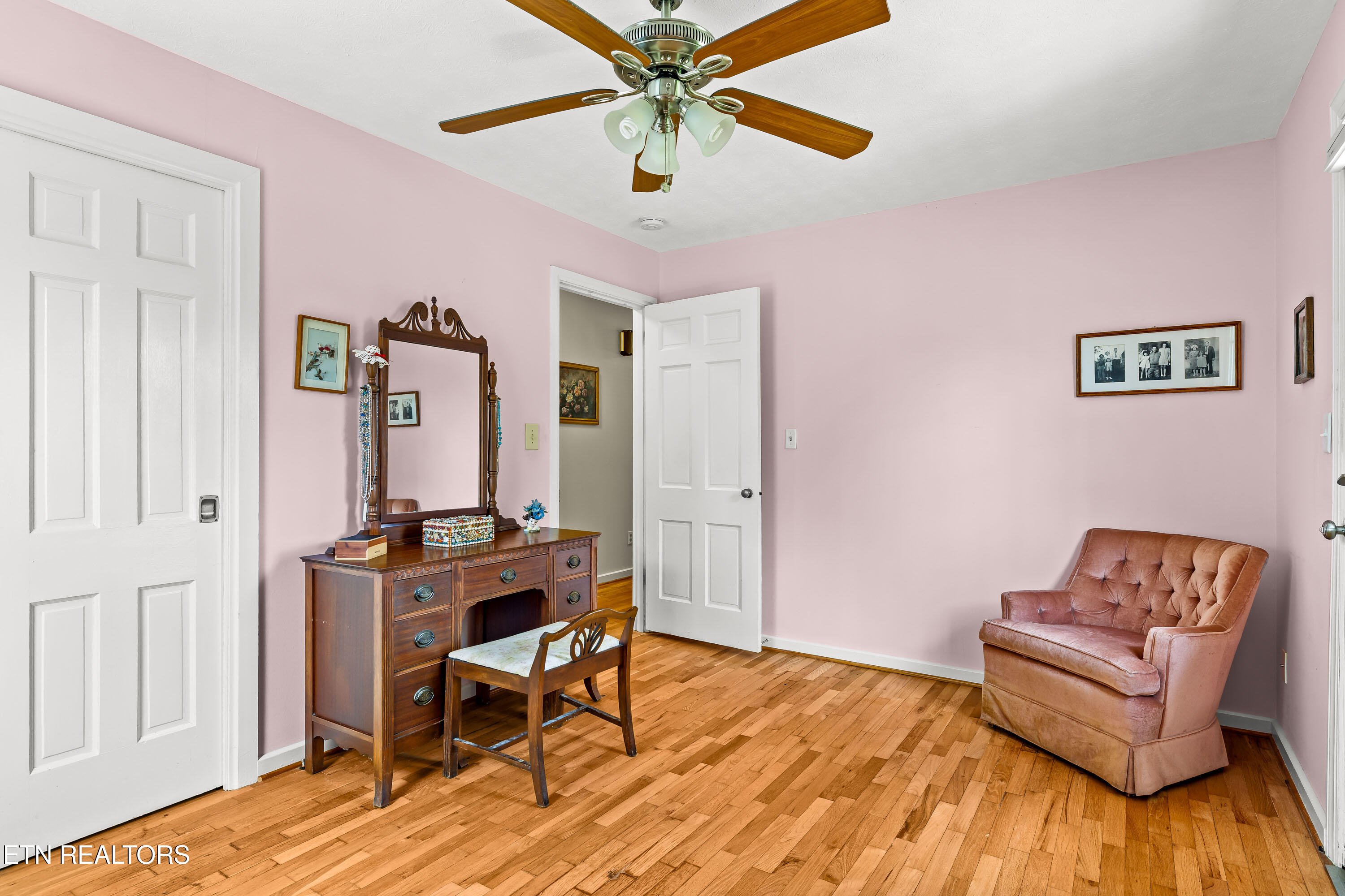 1218 Redwood Avenue Maryville TN 37803