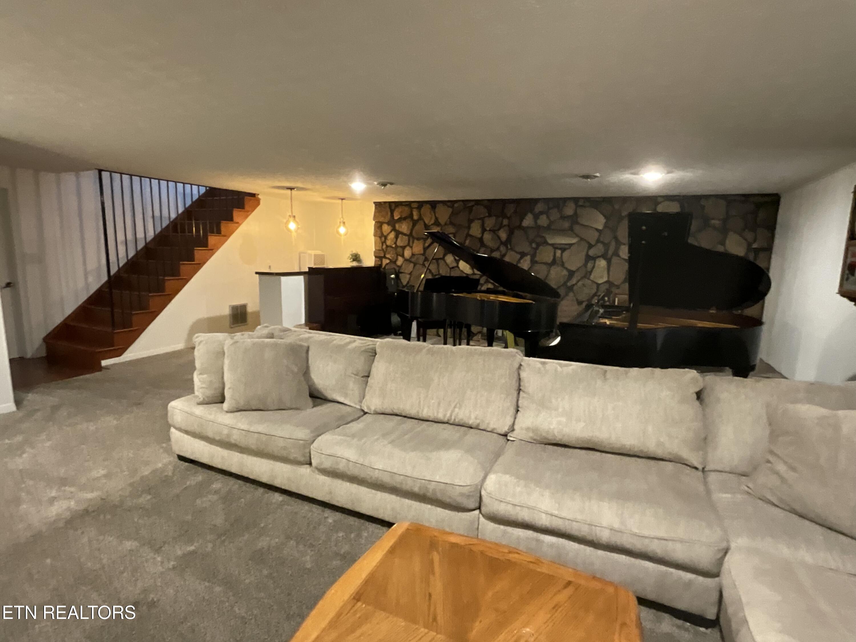 1295 Ailor Gap Road Luttrell TN 37779