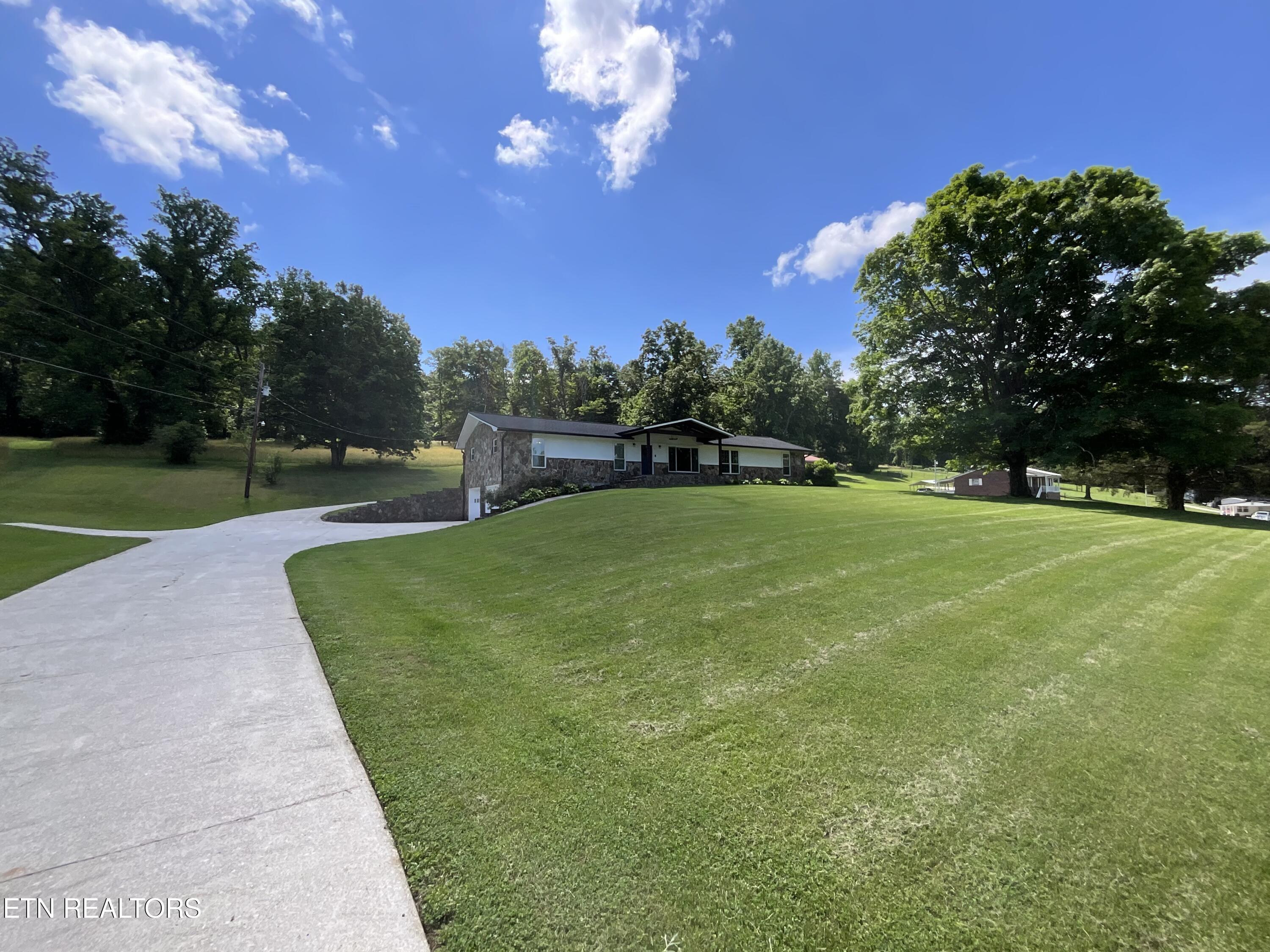 1295 Ailor Gap Road Luttrell TN 37779