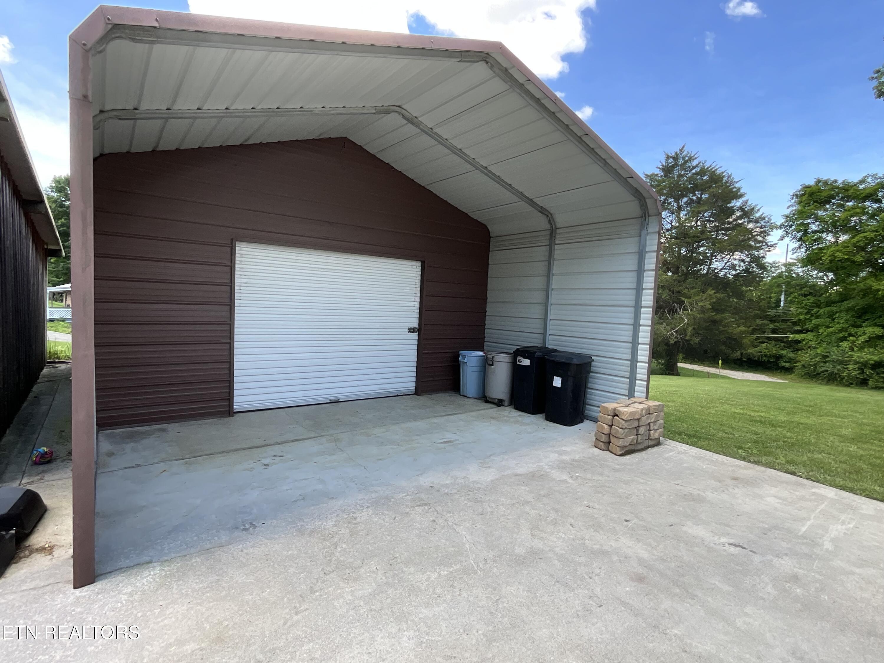 1295 Ailor Gap Road Luttrell TN 37779
