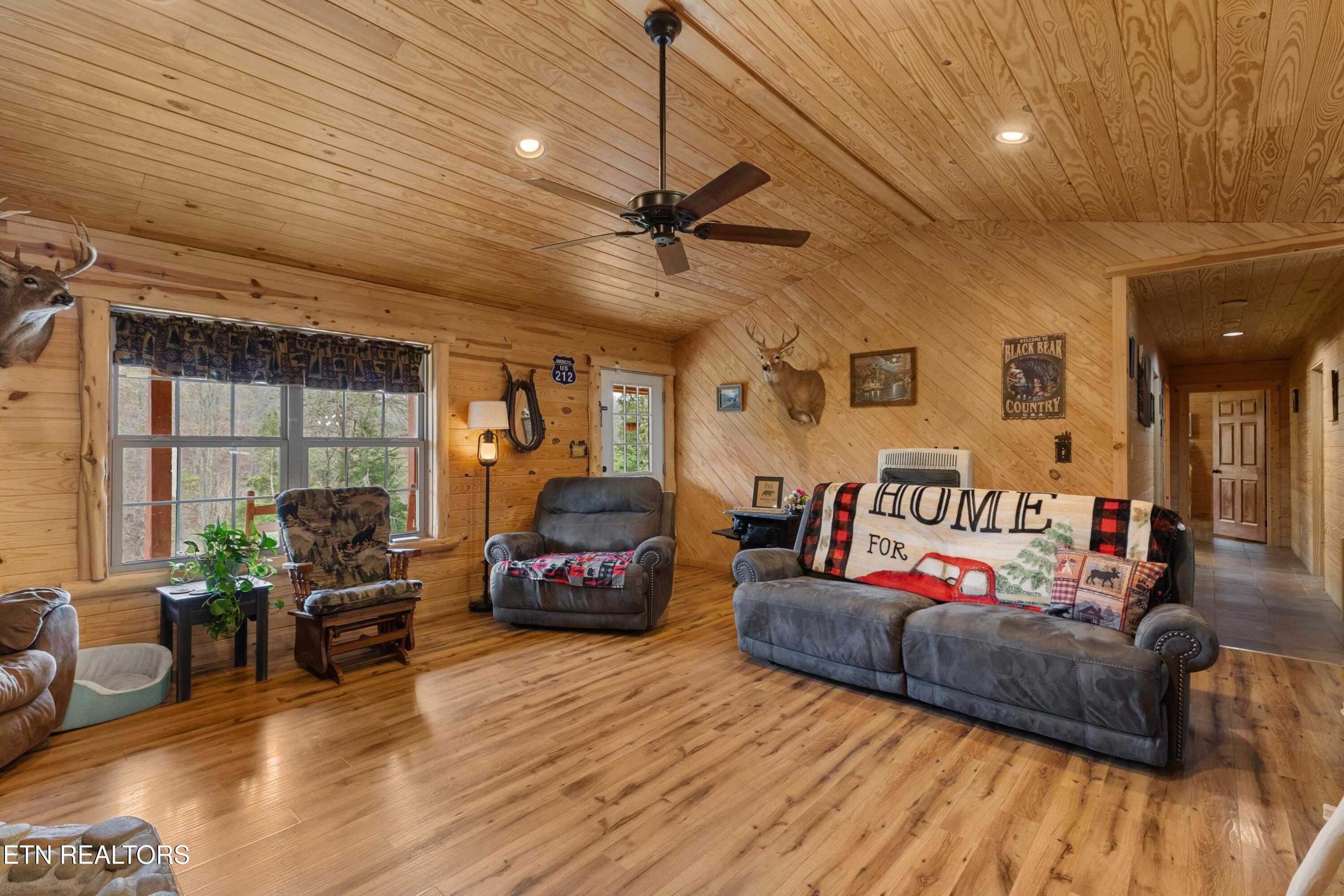 2357 Hall Road Dandridge TN 37725