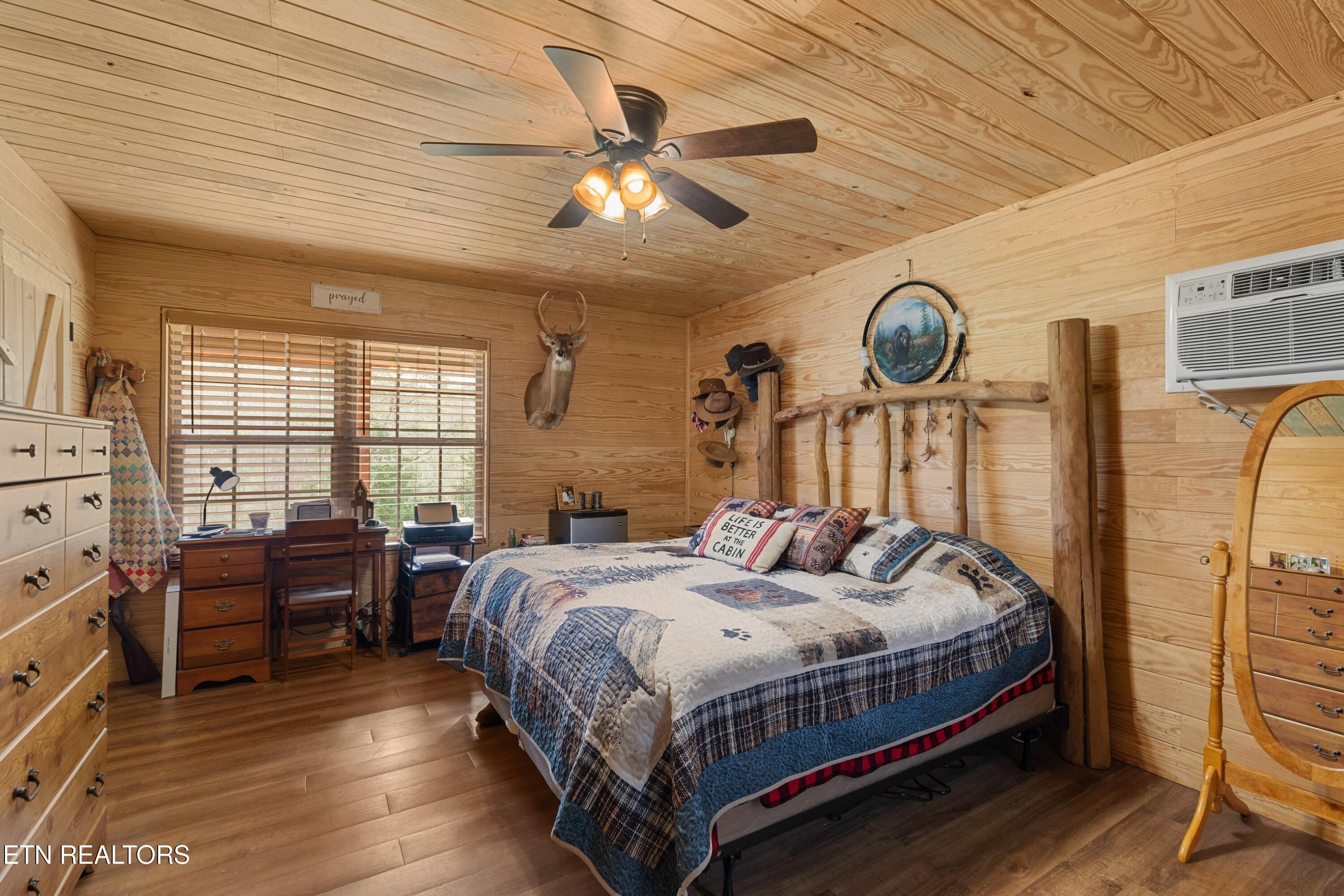 2357 Hall Road Dandridge TN 37725