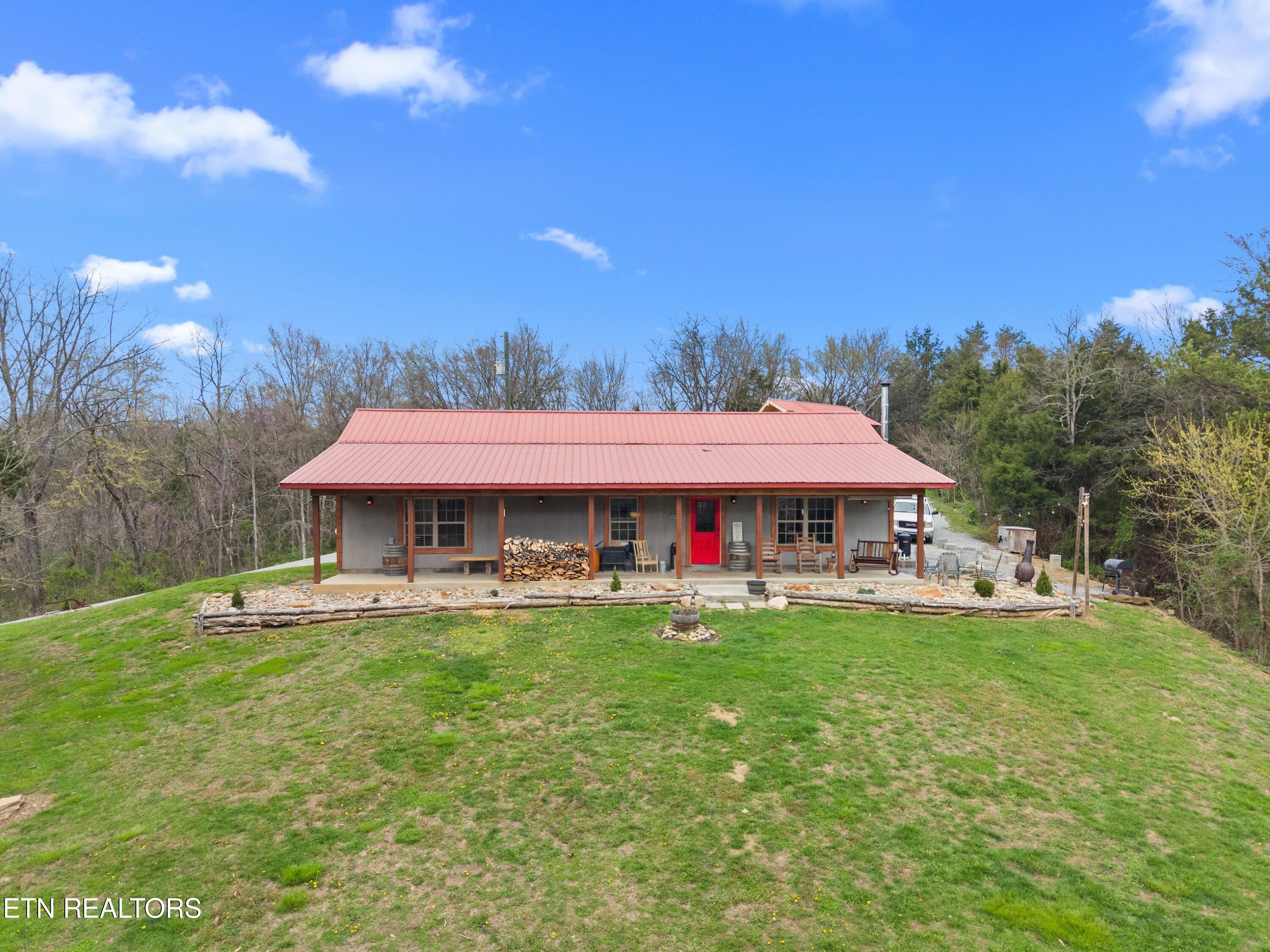 2357 Hall Road Dandridge TN 37725