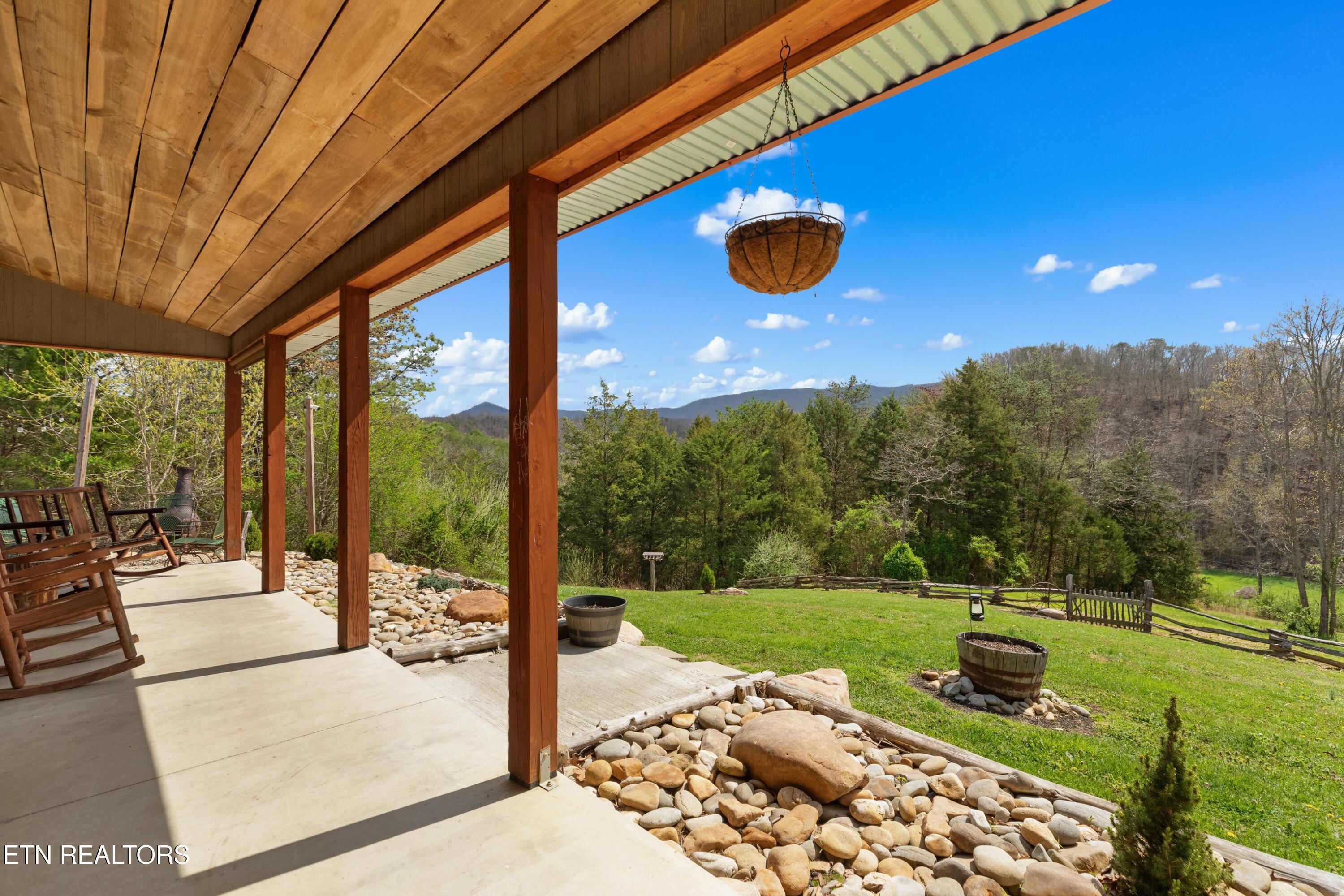2357 Hall Road Dandridge TN 37725