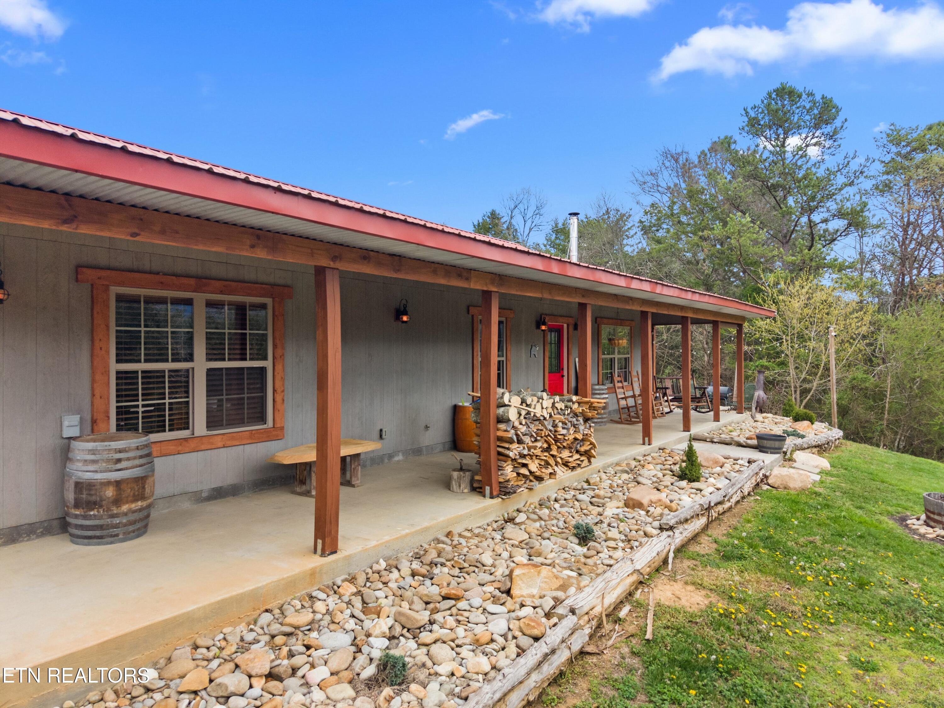2357 Hall Road Dandridge TN 37725
