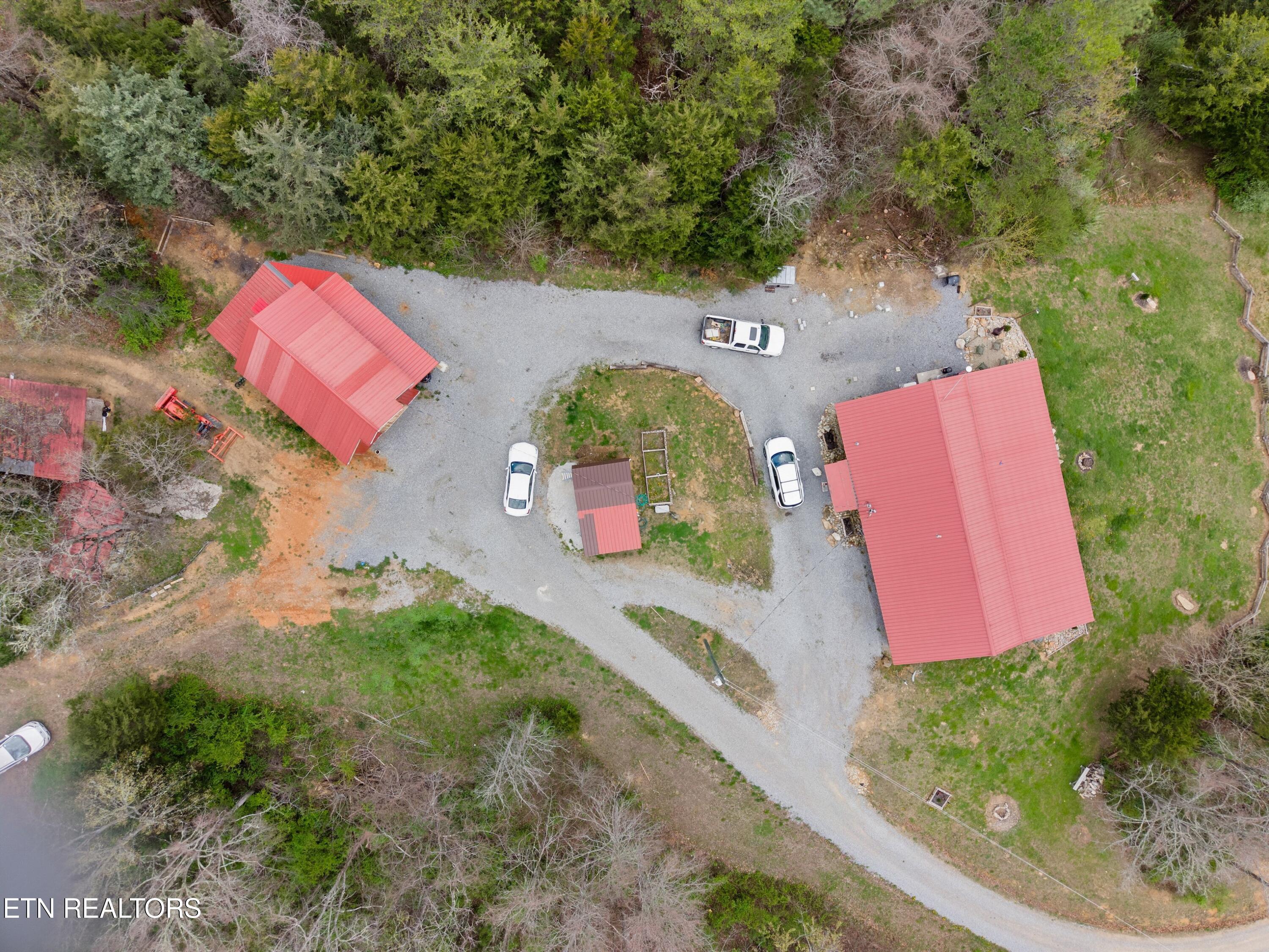 2357 Hall Road Dandridge TN 37725
