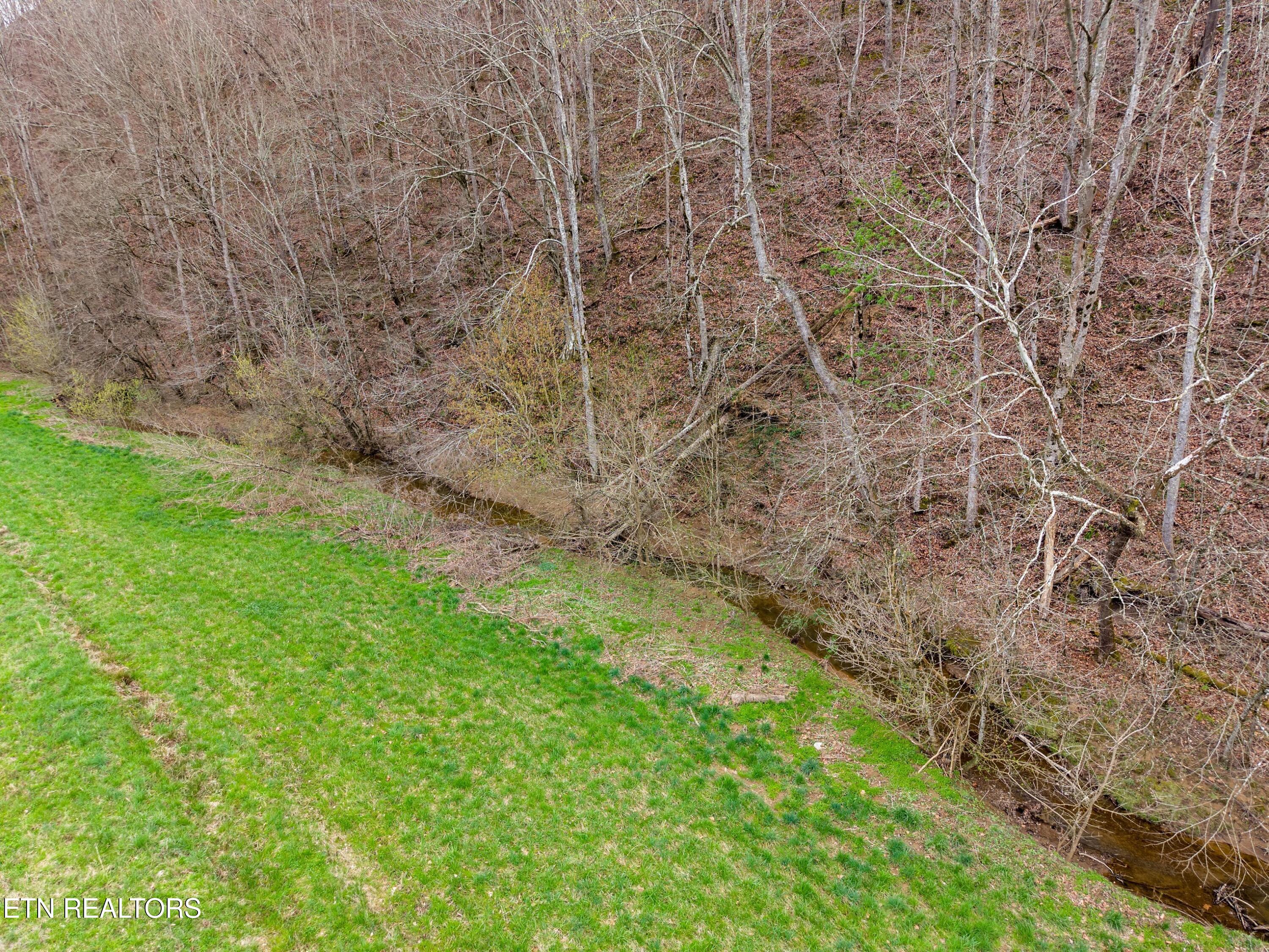 2357 Hall Road Dandridge TN 37725