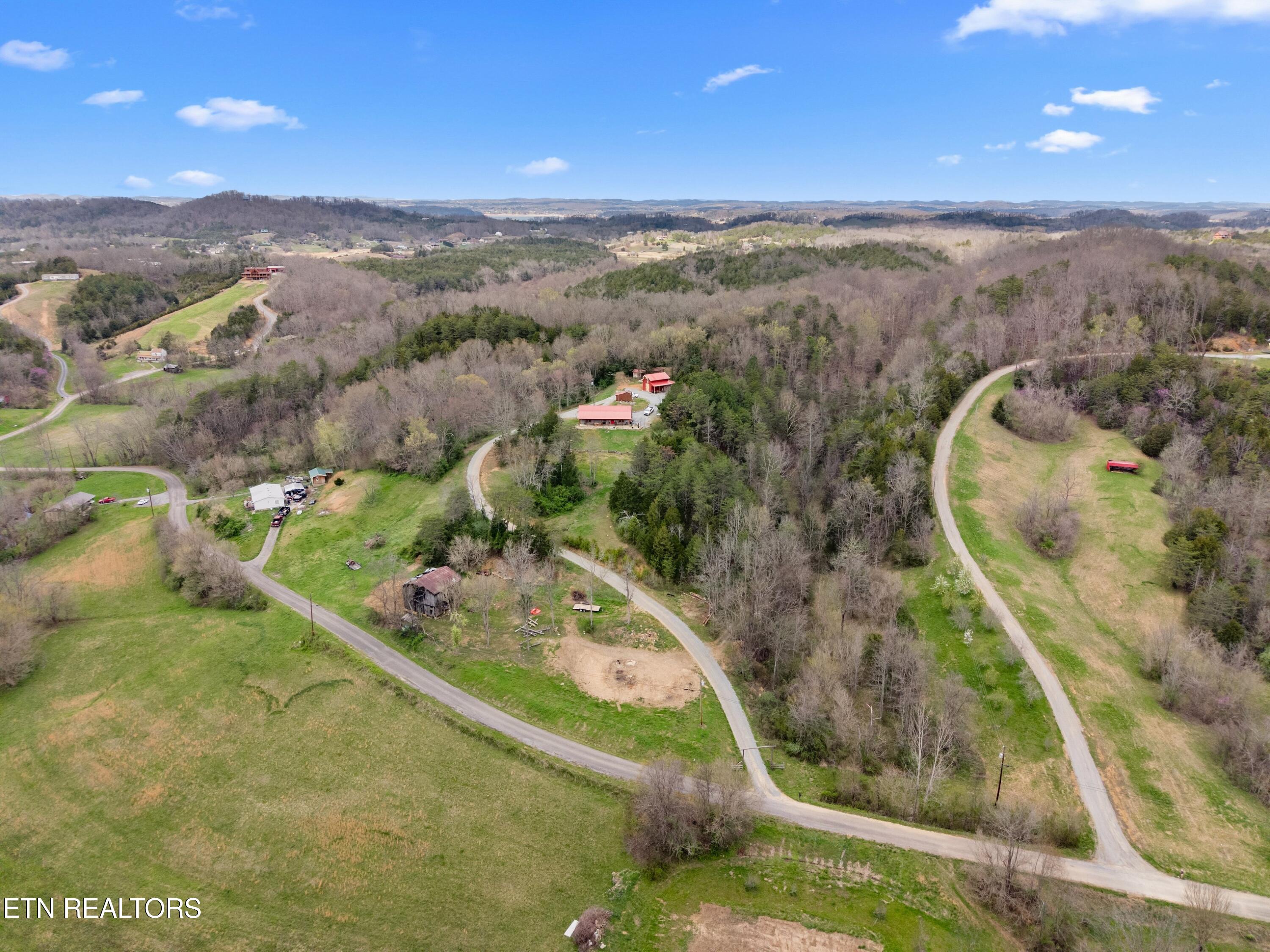 2357 Hall Road Dandridge TN 37725