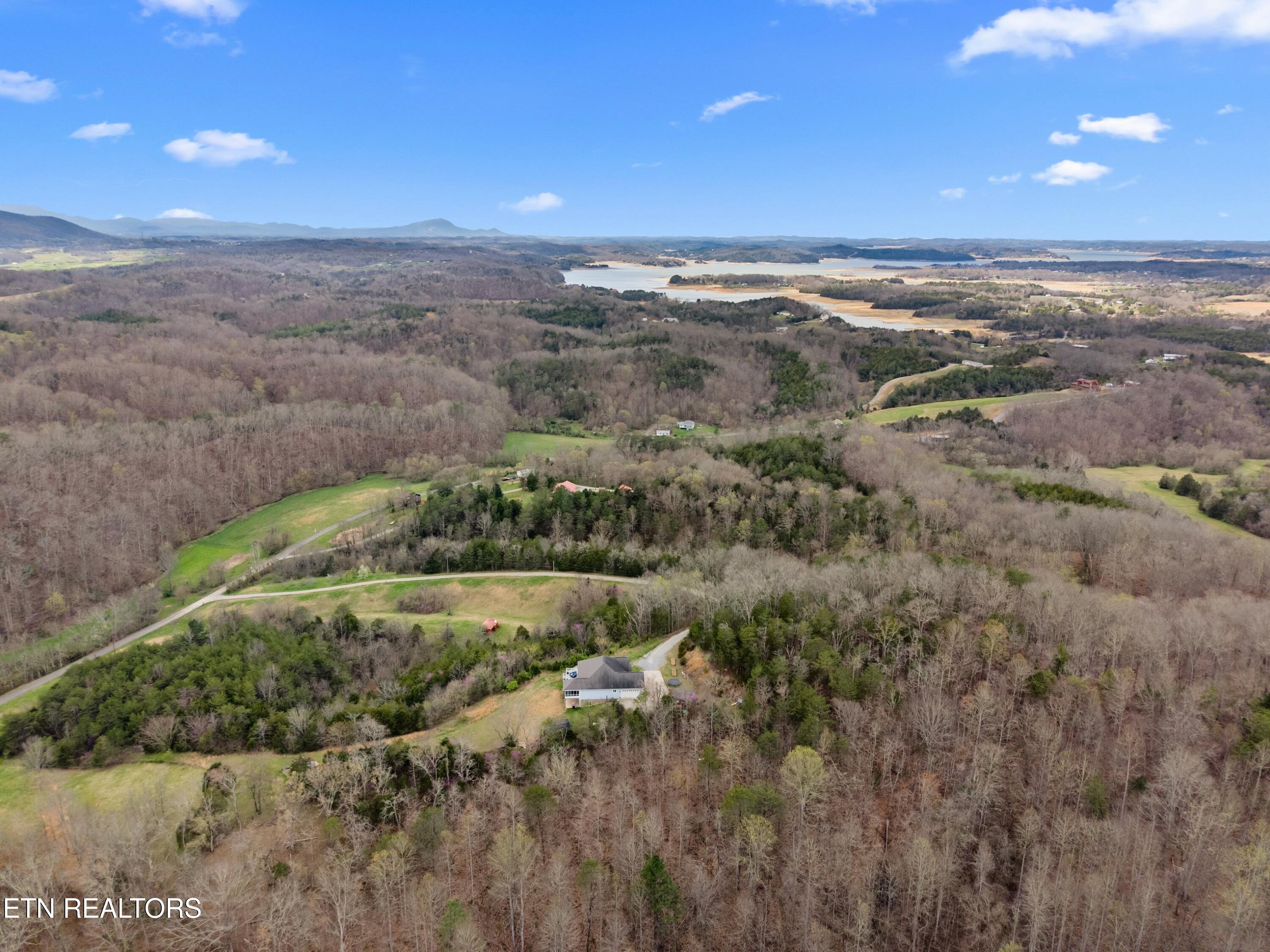 2357 Hall Road Dandridge TN 37725