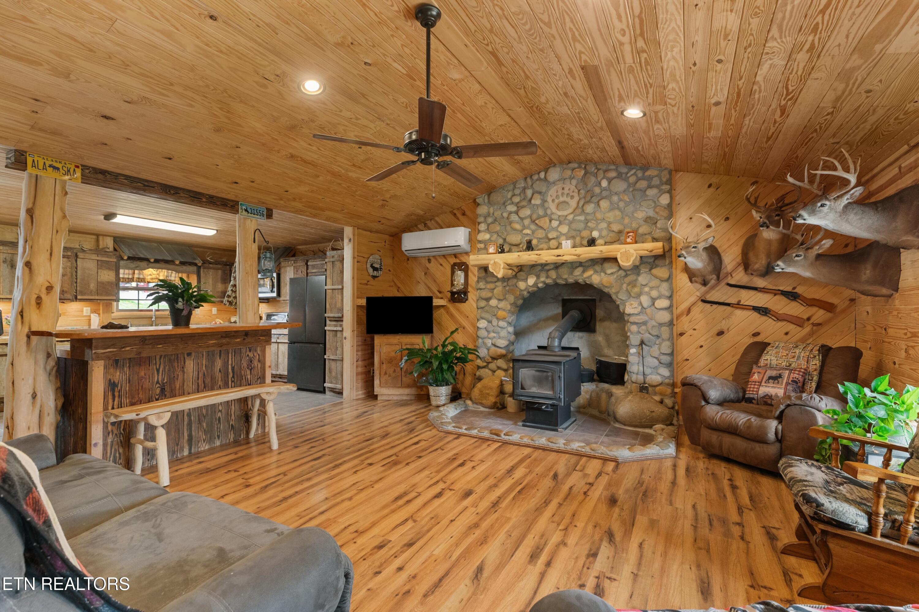 2357 Hall Road Dandridge TN 37725