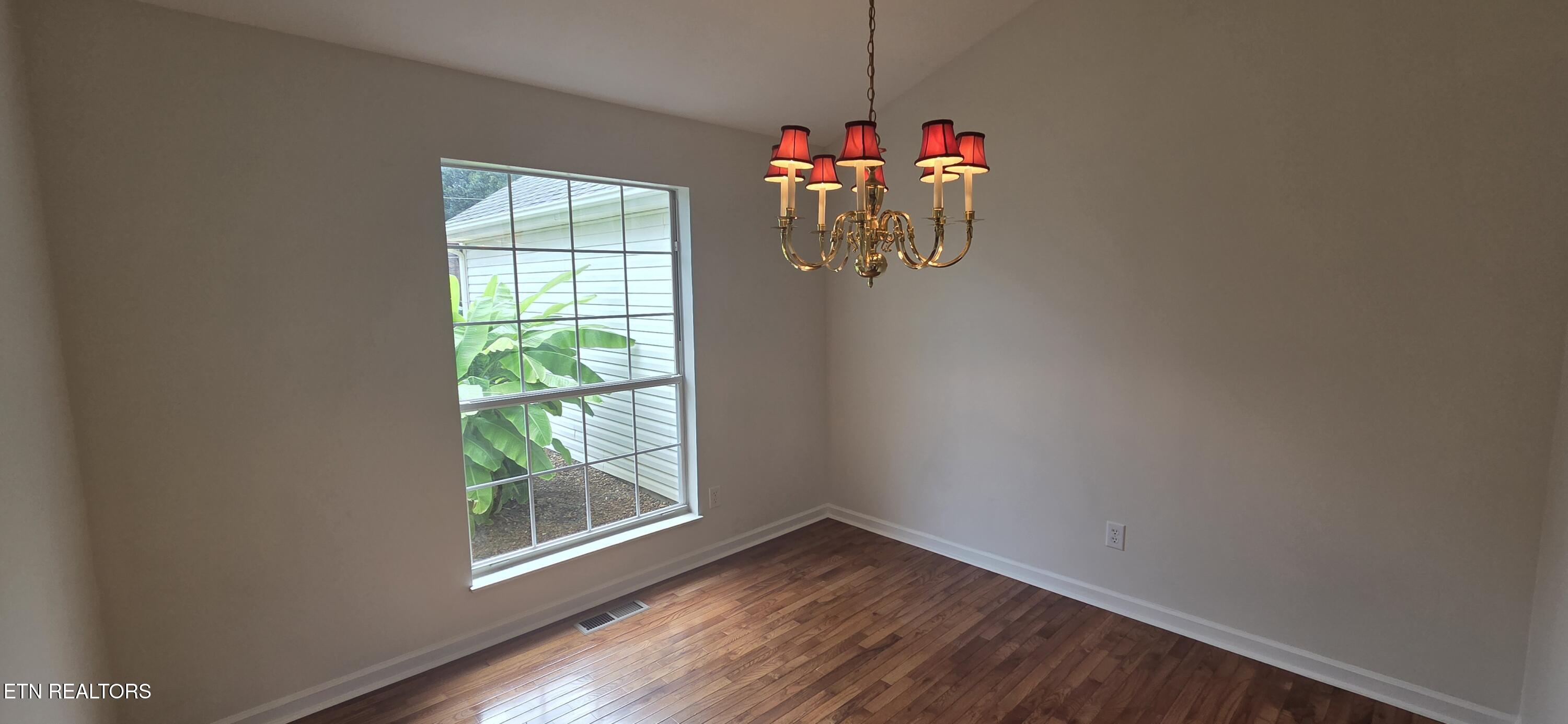 220 Roundup Lane Lenoir City TN 37772