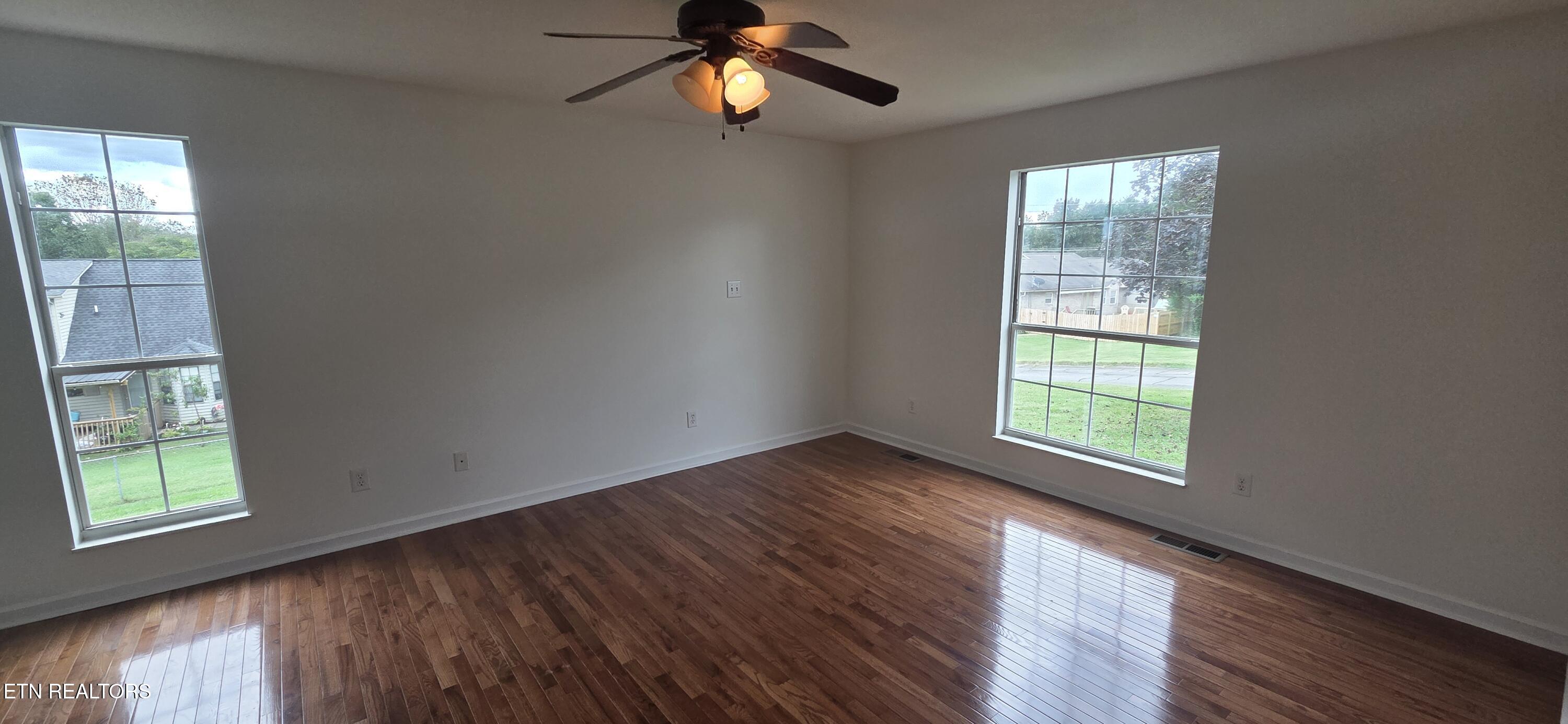 220 Roundup Lane Lenoir City TN 37772