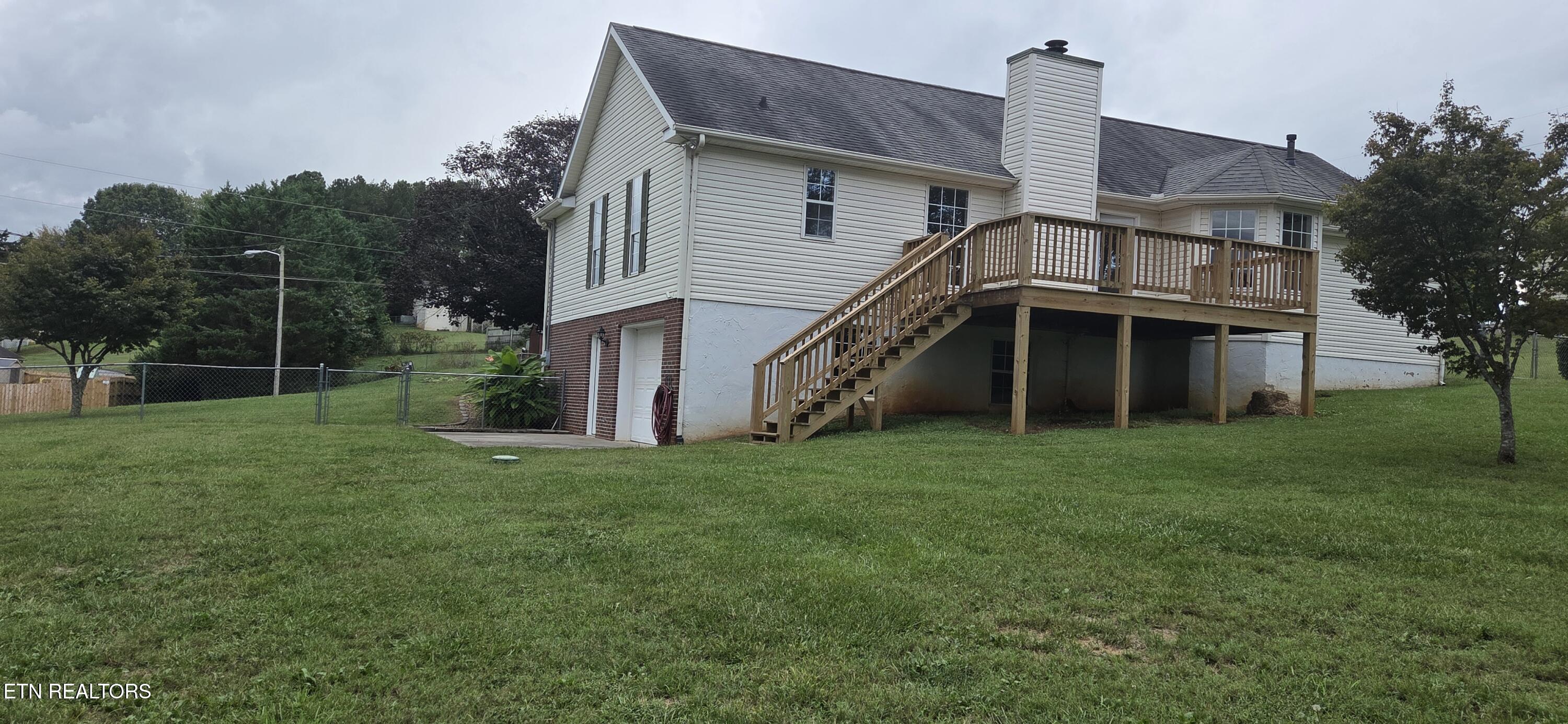 220 Roundup Lane Lenoir City TN 37772