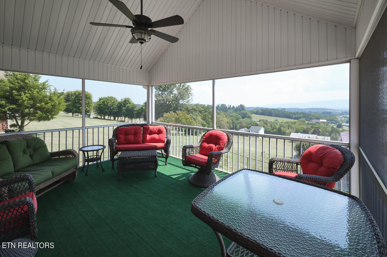 132 Skyline Drive Dandridge TN 37725