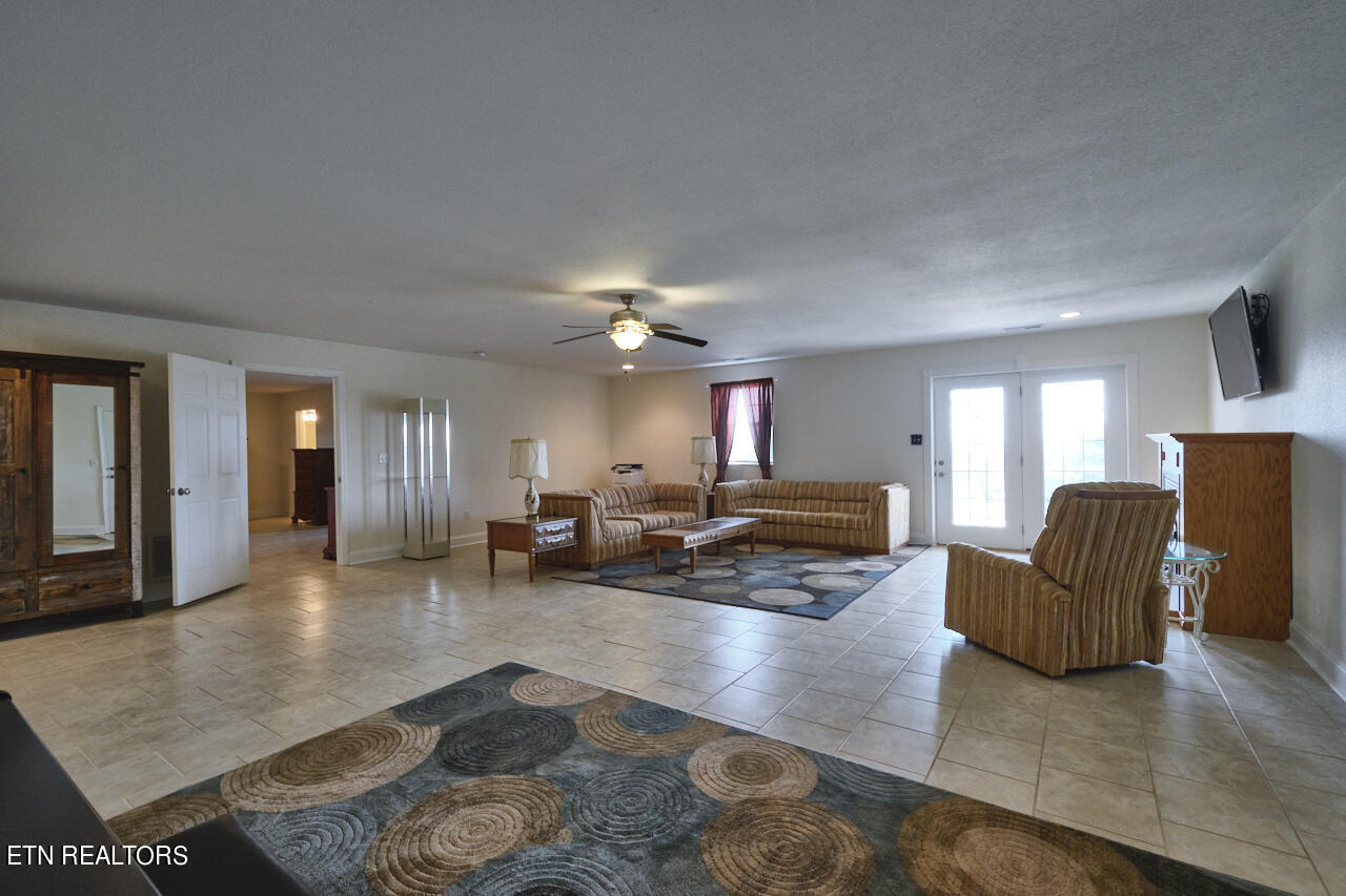 132 Skyline Drive Dandridge TN 37725