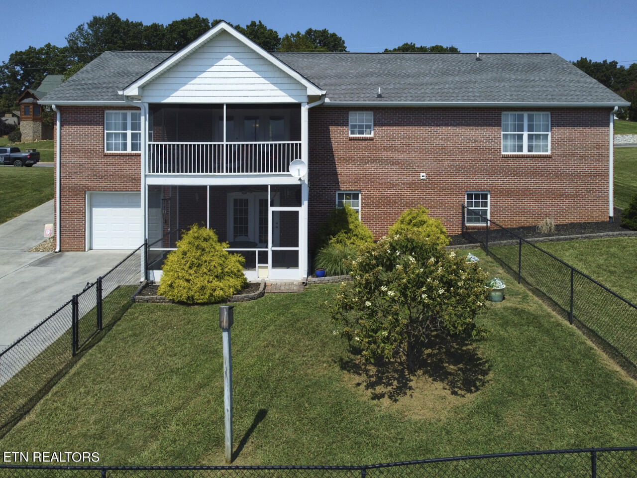 132 Skyline Drive Dandridge TN 37725