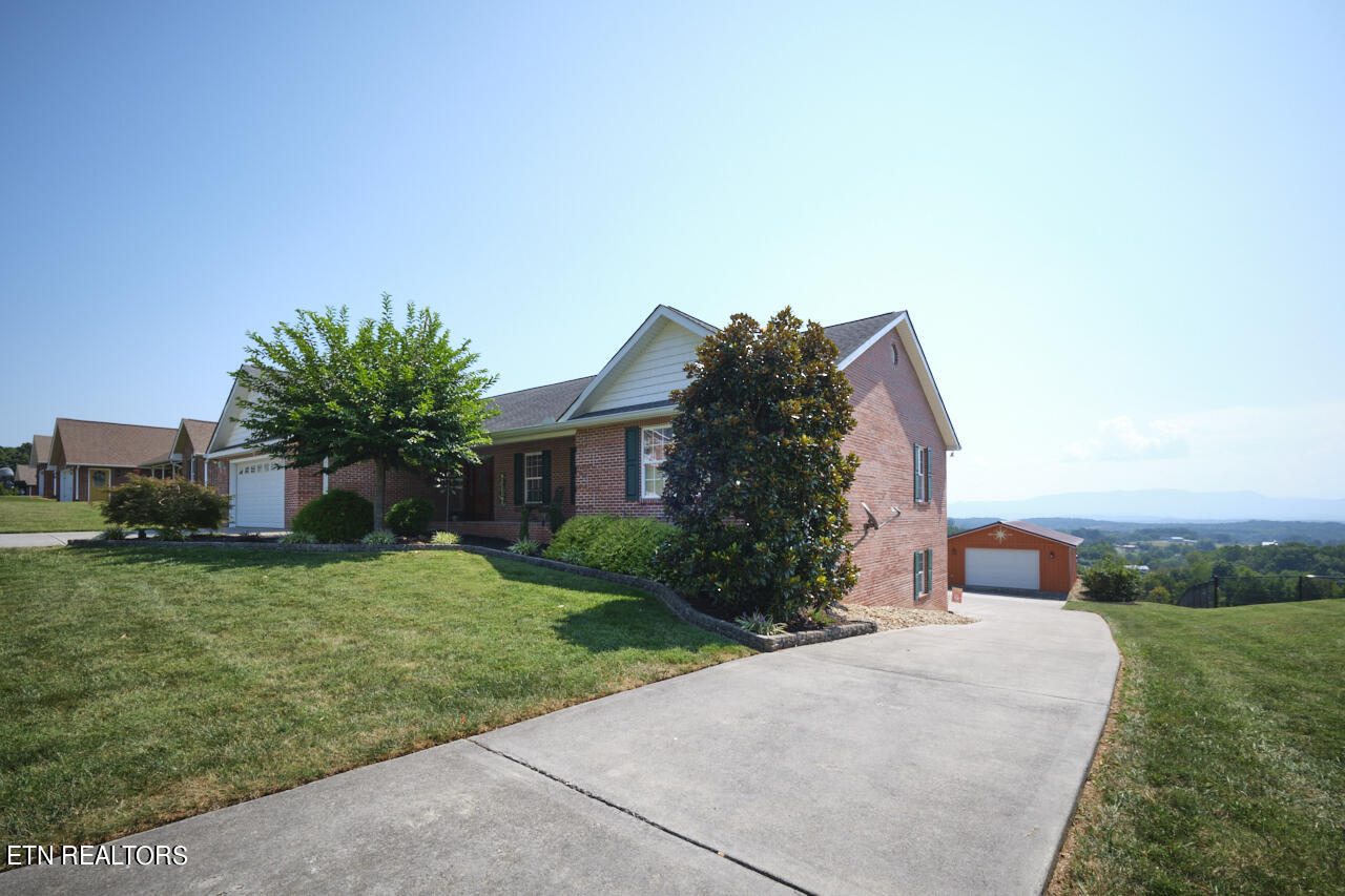132 Skyline Drive Dandridge TN 37725