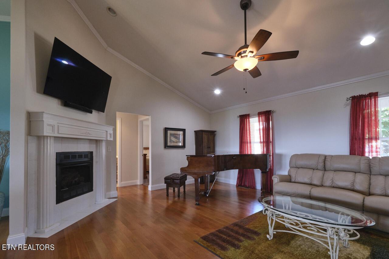 132 Skyline Drive Dandridge TN 37725